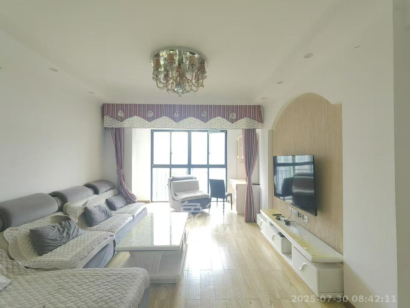 卓越蔚蓝海岸三期 2室2厅1卫 2500.0元/月 卓越蔚蓝海岸三期 2室2厅1卫 2500.0元/月室内图