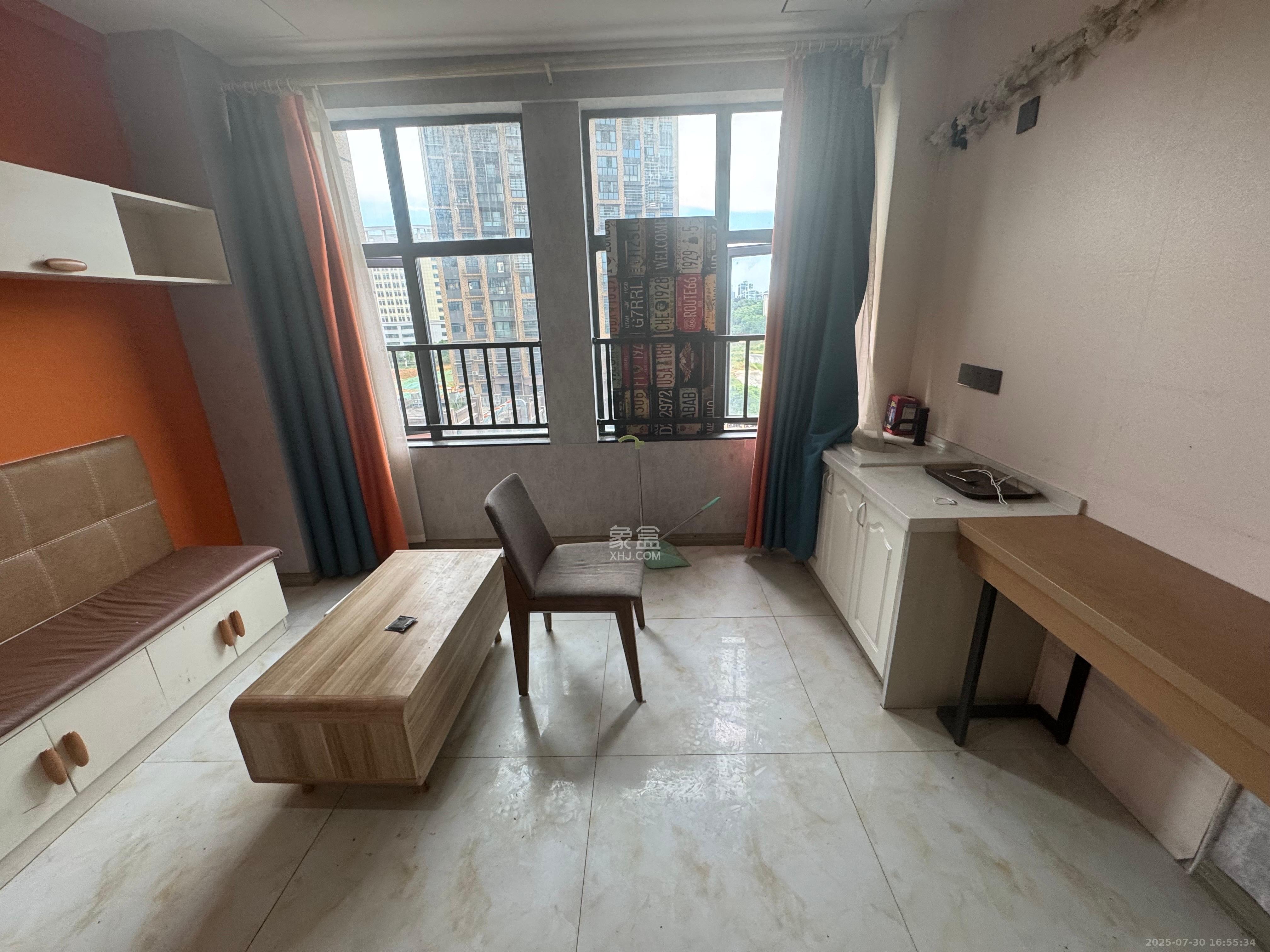 云集国际 1室1厅1卫 1100.0元/月 云集国际 1室1厅1卫 1100.0元/月室内图