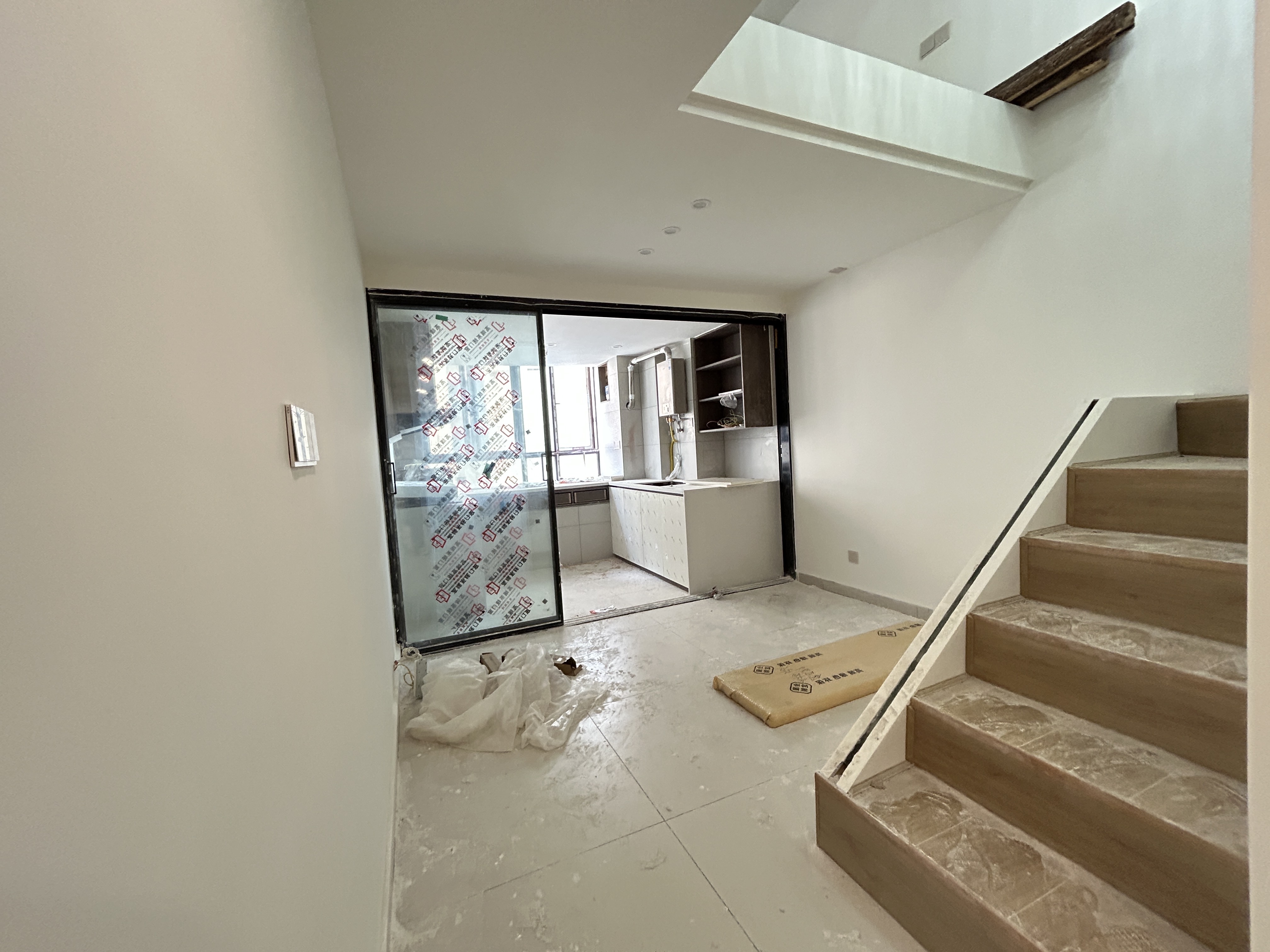 唯独逸臣公园 2室1厅1卫 1800.0元/月 唯独逸臣公园 2室1厅1卫 1800.0元/月室内图