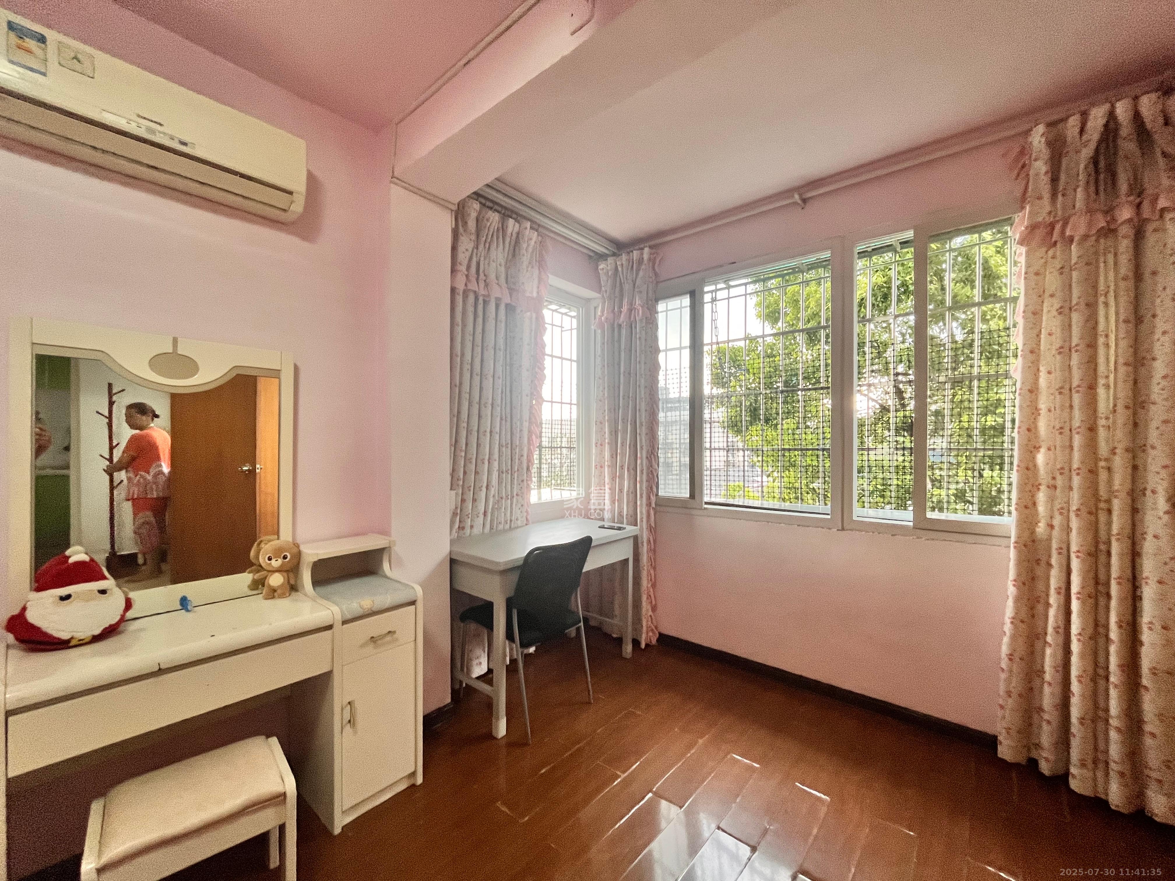 振业小区 1室1厅1卫 1500.0元/月 振业小区 1室1厅1卫 1500.0元/月室内图