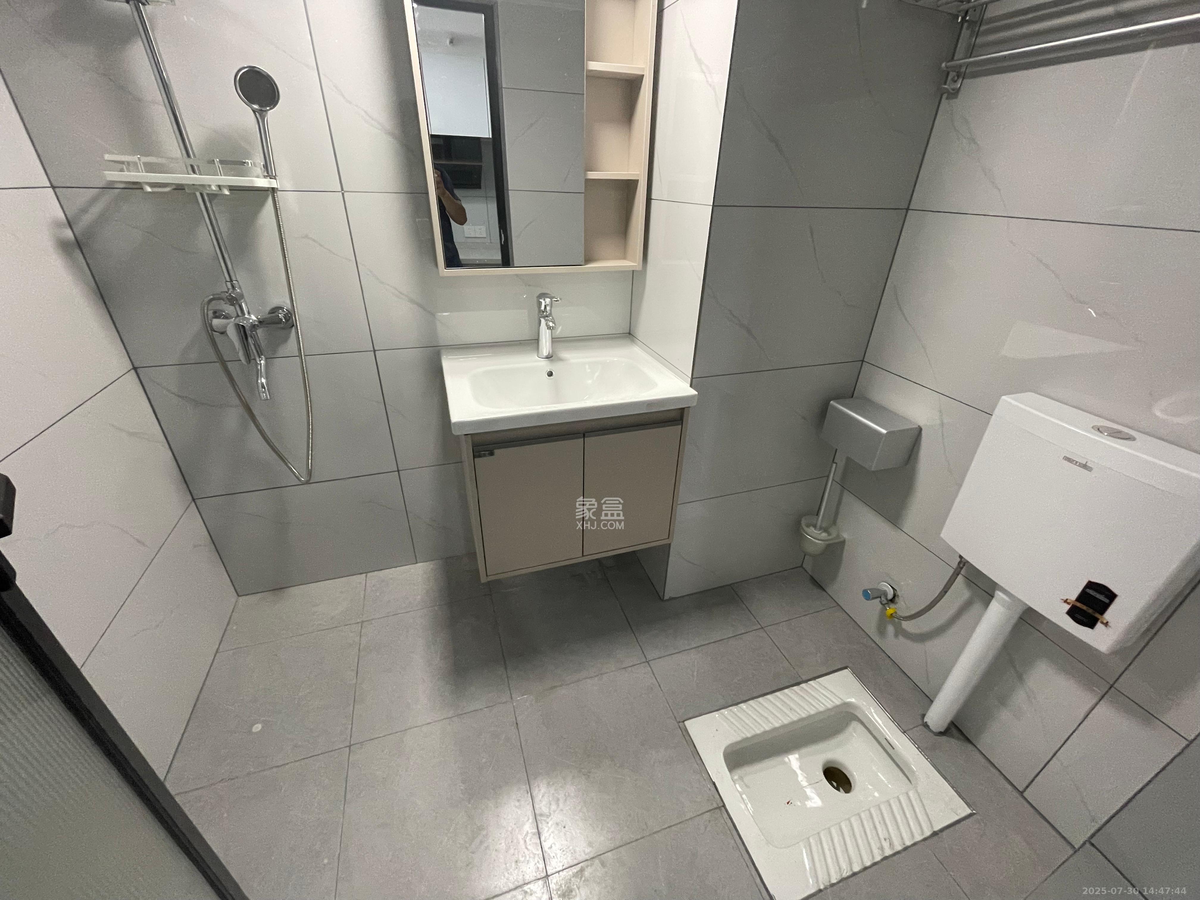 梅溪悦章  1室1厅1卫    1600.0元/月室内图