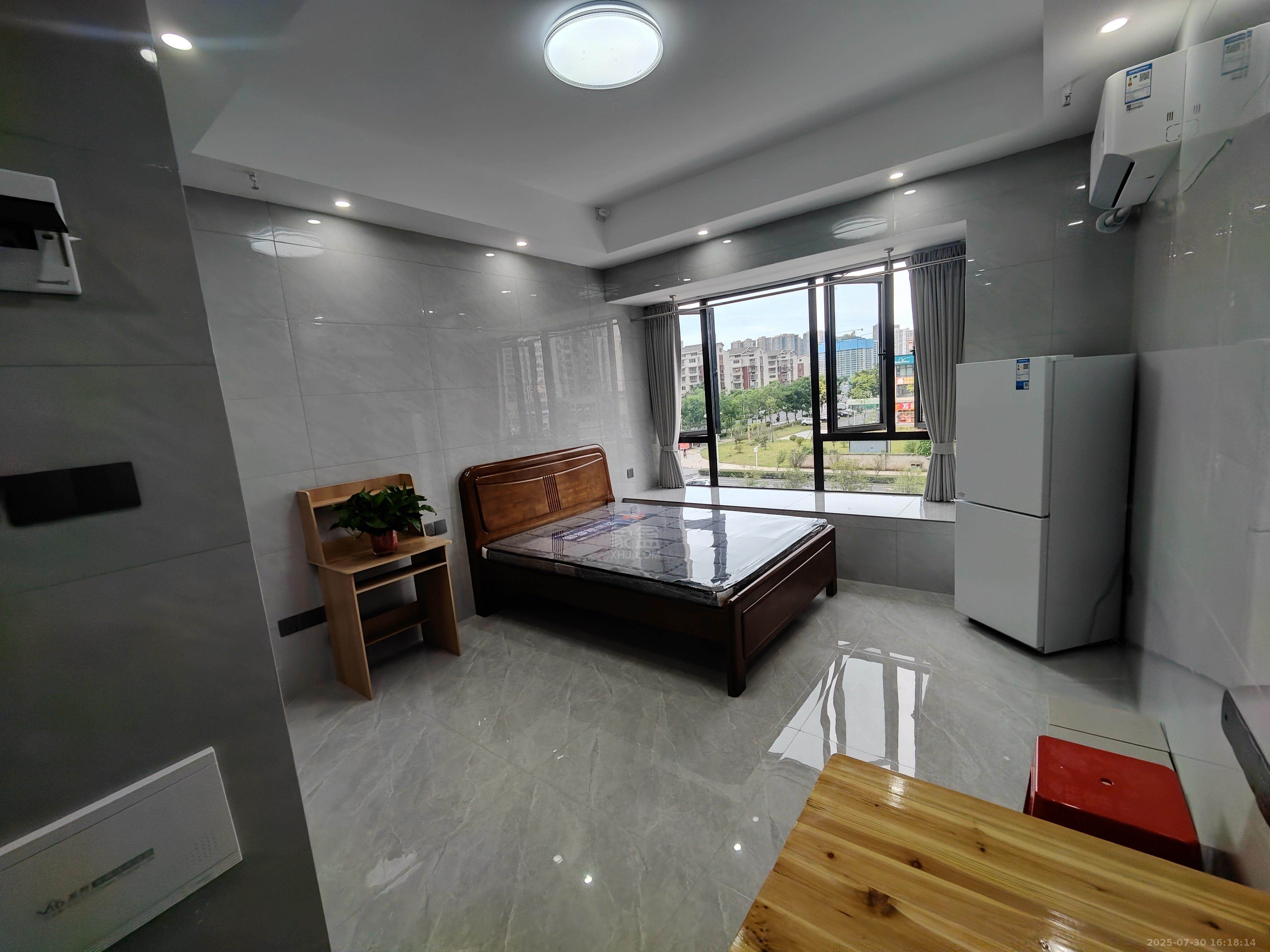 株洲恒大悦珑台 1室1厅1卫 1300.0元/月 株洲恒大悦珑台 1室1厅1卫 1300.0元/月室内图