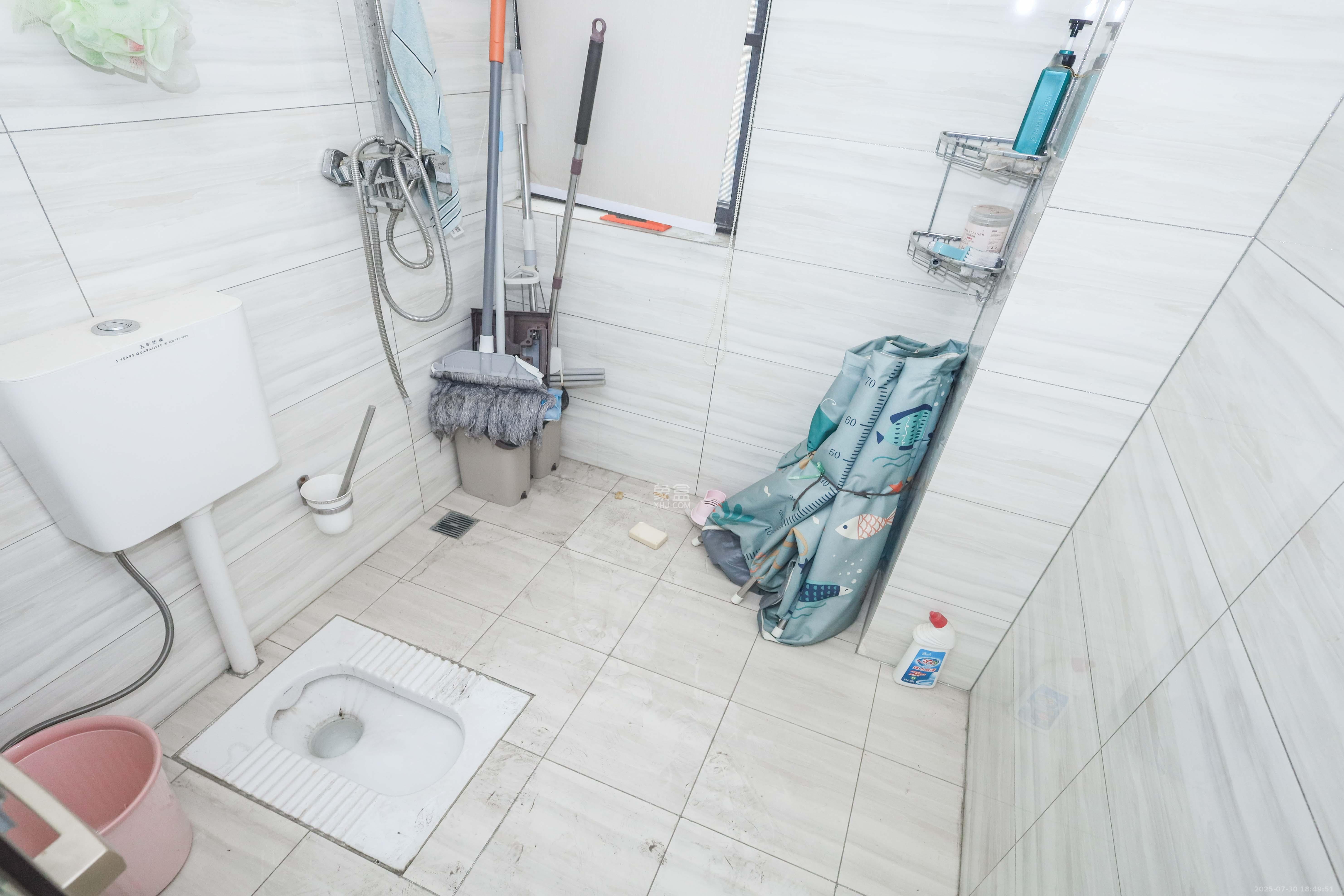 梅溪鑫苑名家 3室2厅2卫 118.0万 梅溪鑫苑名家 3室2厅2卫 118.0万卫生间