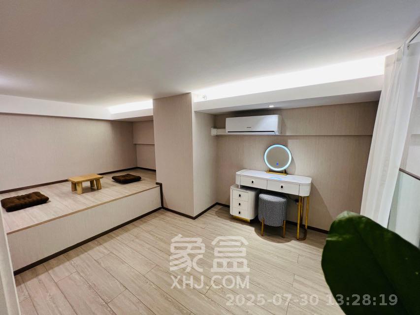 华远华时代  3室2厅1卫    4300.0元/月室内图