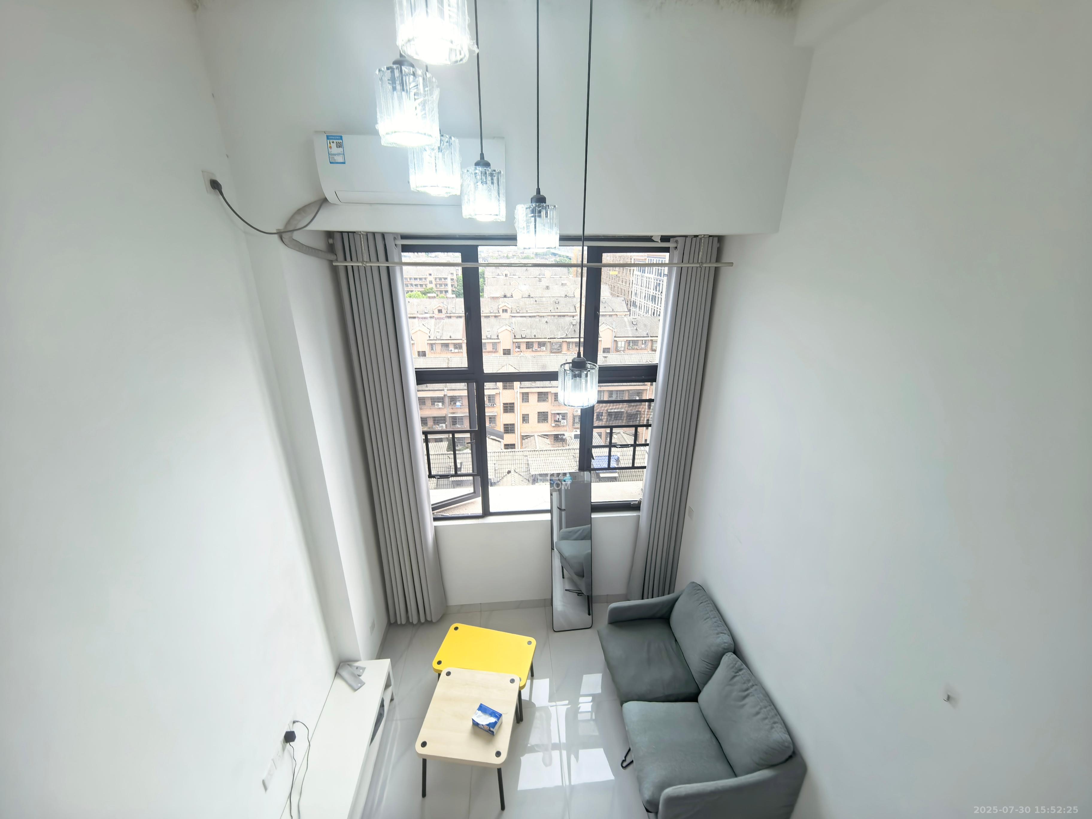 新长海D1站 1室1厅1卫 1400.0元/月 新长海D1站 1室1厅1卫 1400.0元/月室内图