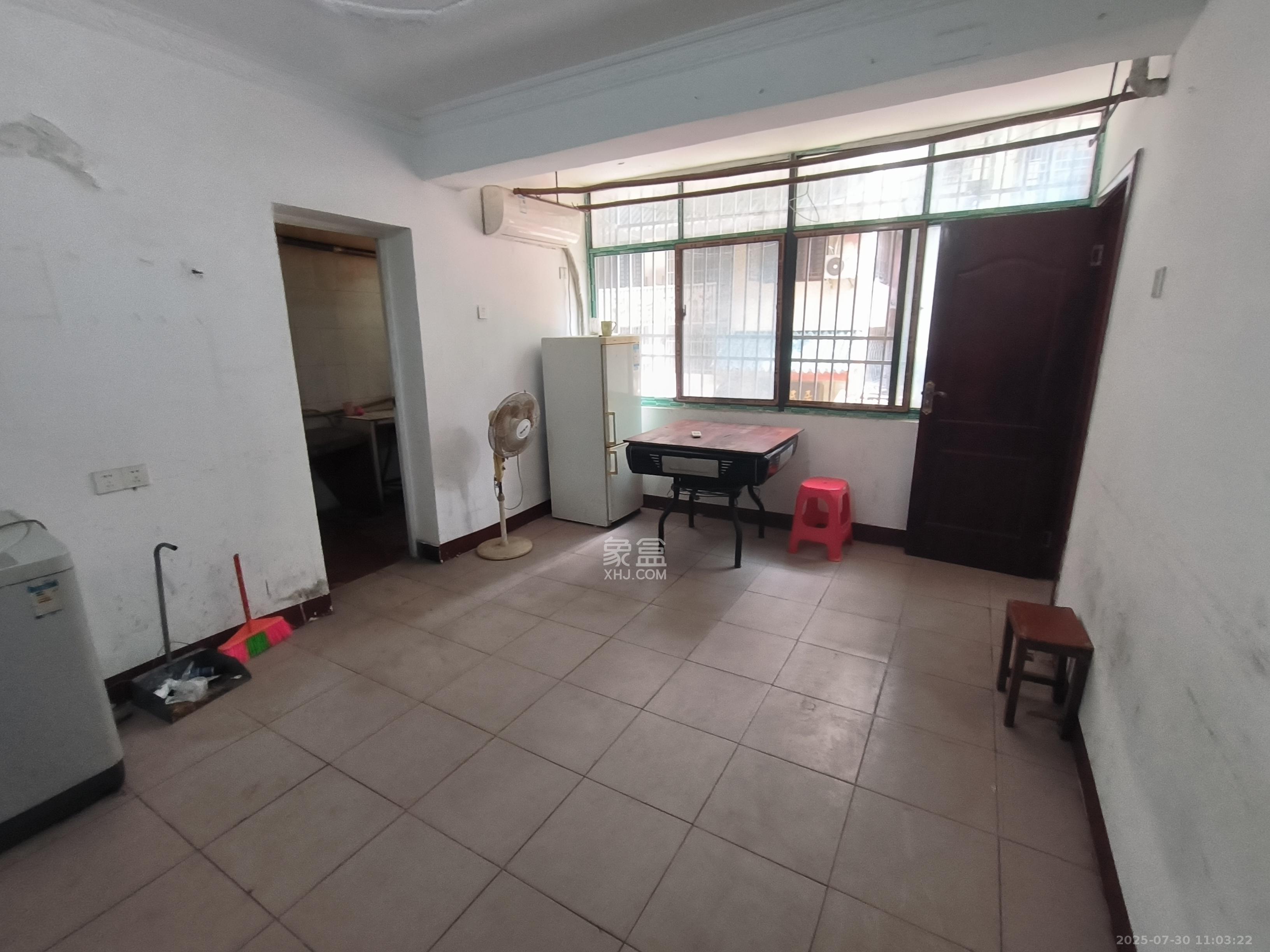 家兴公寓(洪家井) 2室1厅1卫 1800.0元/月 家兴公寓(洪家井) 2室1厅1卫 1800.0元/月室内图