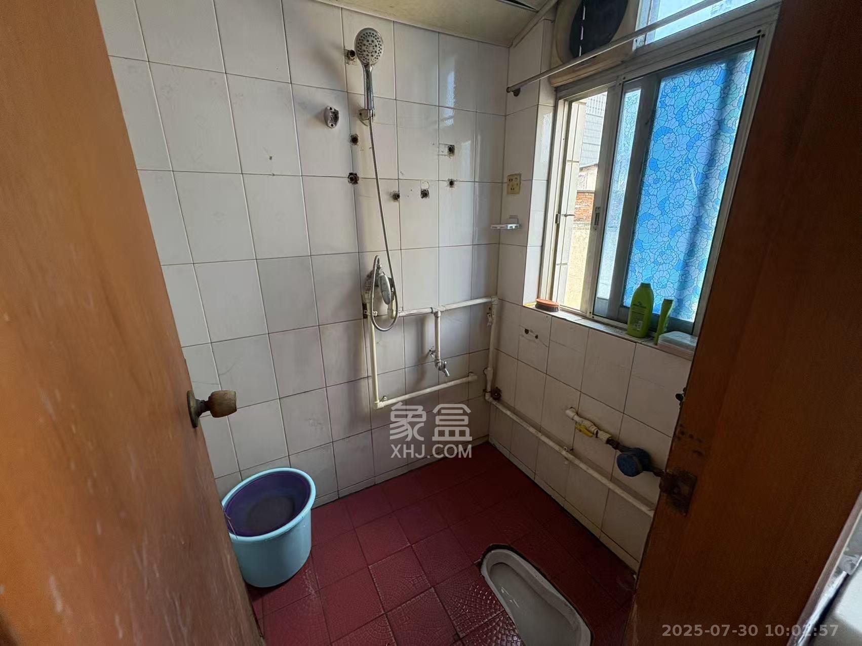 高升楼 4室2厅2卫 2200.0元/月 高升楼 4室2厅2卫 2200.0元/月室内图