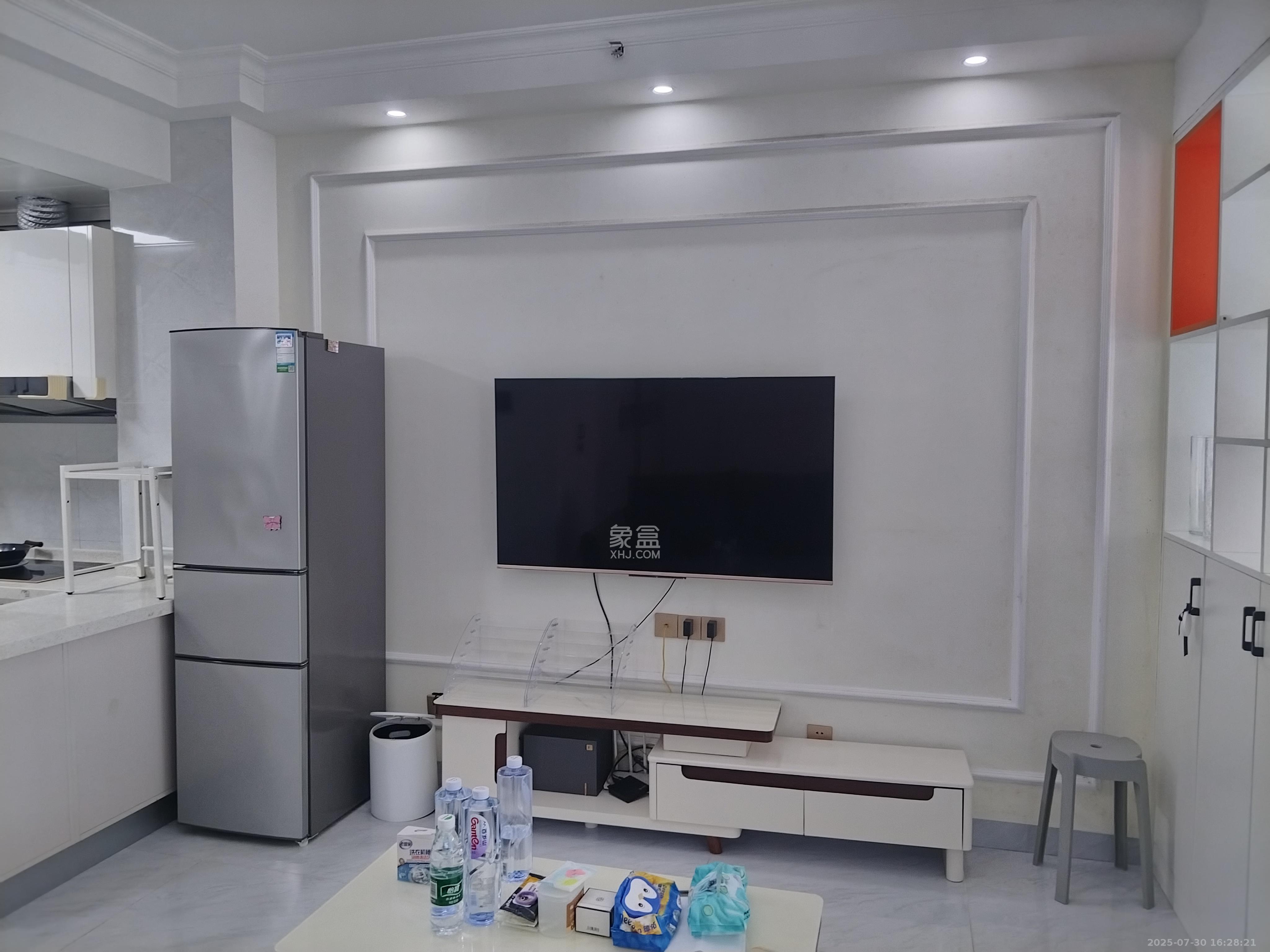 鑫远御文台一期 2室1厅1卫 1800.0元/月 鑫远御文台一期 2室1厅1卫 1800.0元/月室内图