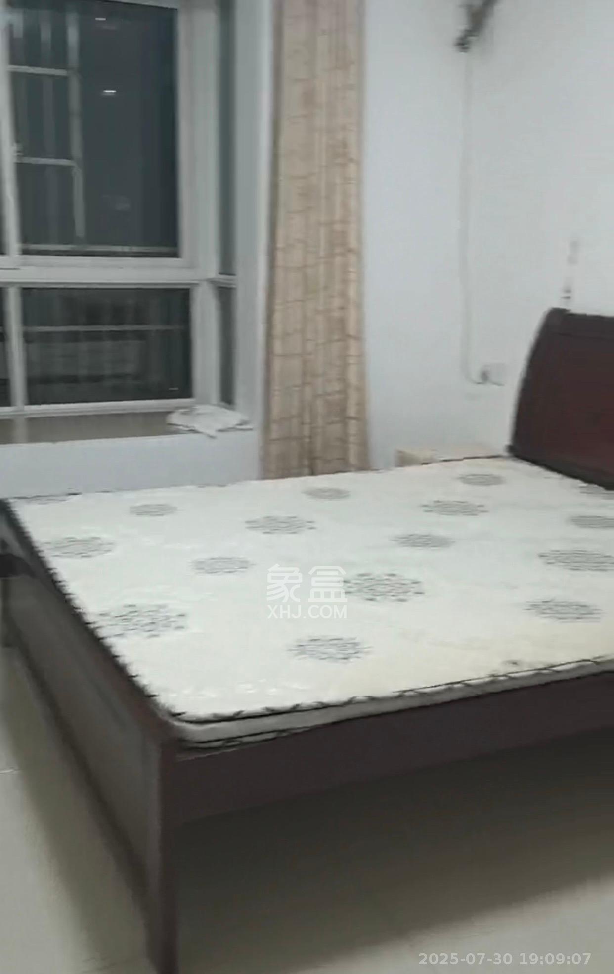 黎郡新宇太和园 3室2厅2卫 2200.0元/月 黎郡新宇太和园 3室2厅2卫 2200.0元/月室内图