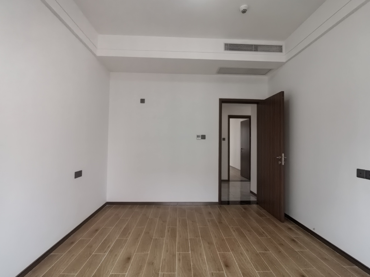 海航豪庭南苑 3室2厅2卫 5200.0元/月 海航豪庭南苑 3室2厅2卫 5200.0元/月室内图