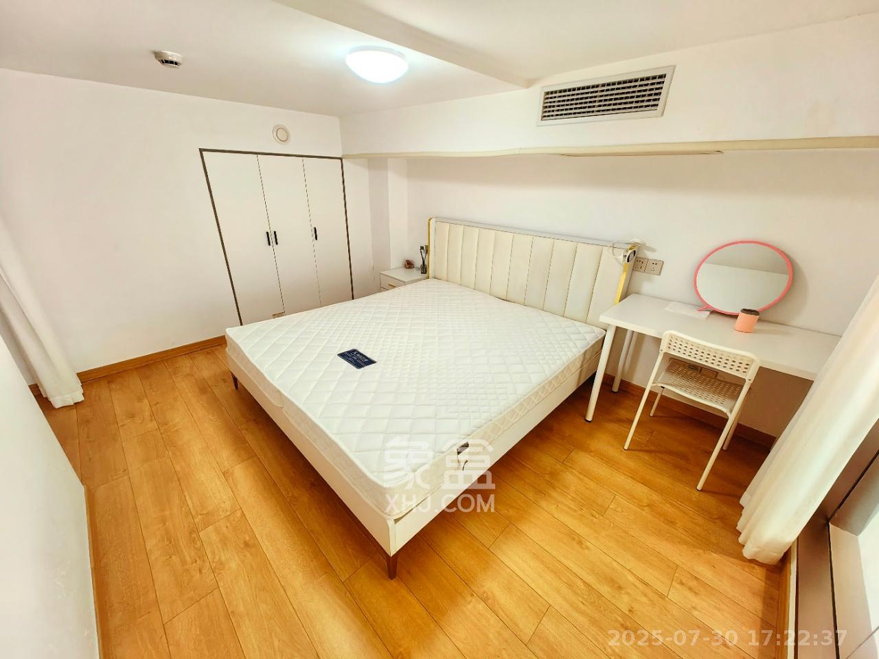 梦想新天地  2室1厅1卫   2200.00元/月室内图