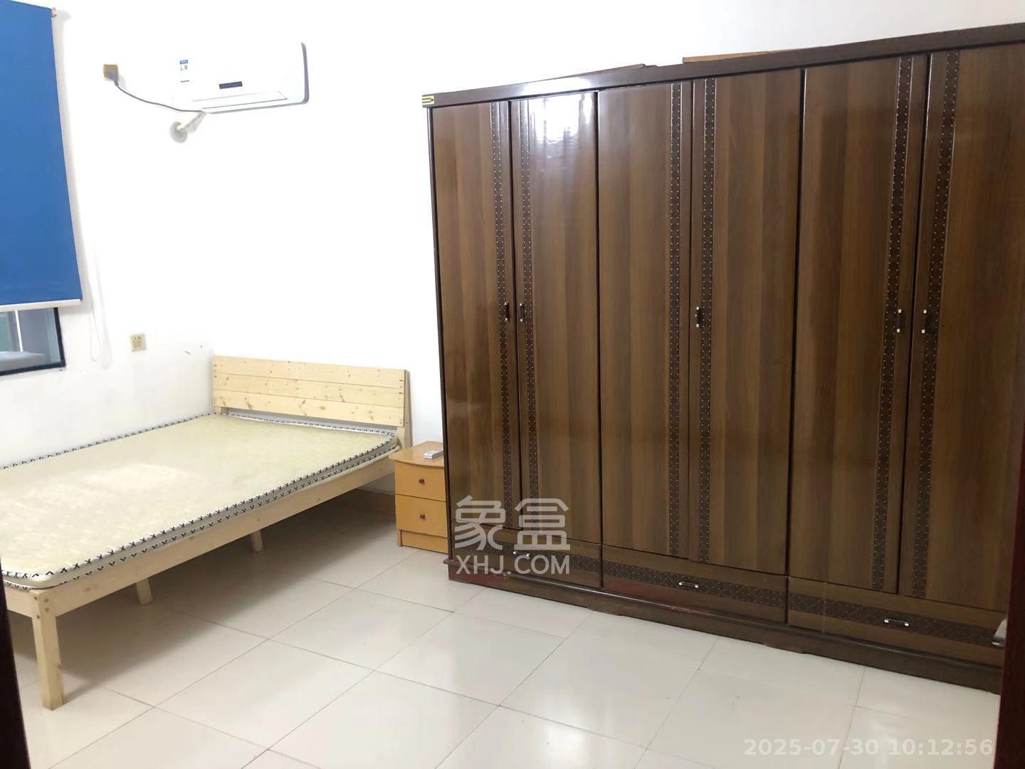 红旗区四片  2室1厅1卫    1880.0元/月室内图