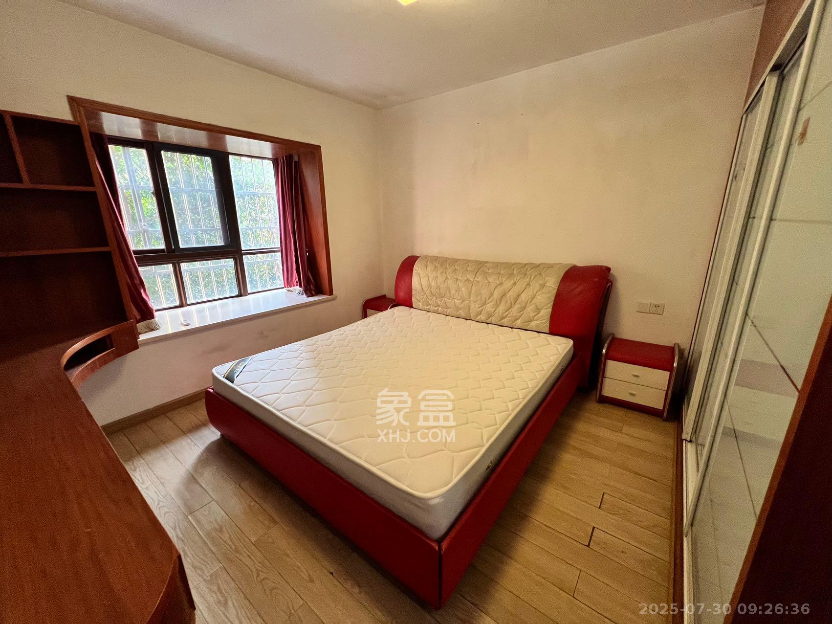 鑫天山水洲城 3室2厅2卫 2500.0元/月 鑫天山水洲城 3室2厅2卫 2500.0元/月室内图