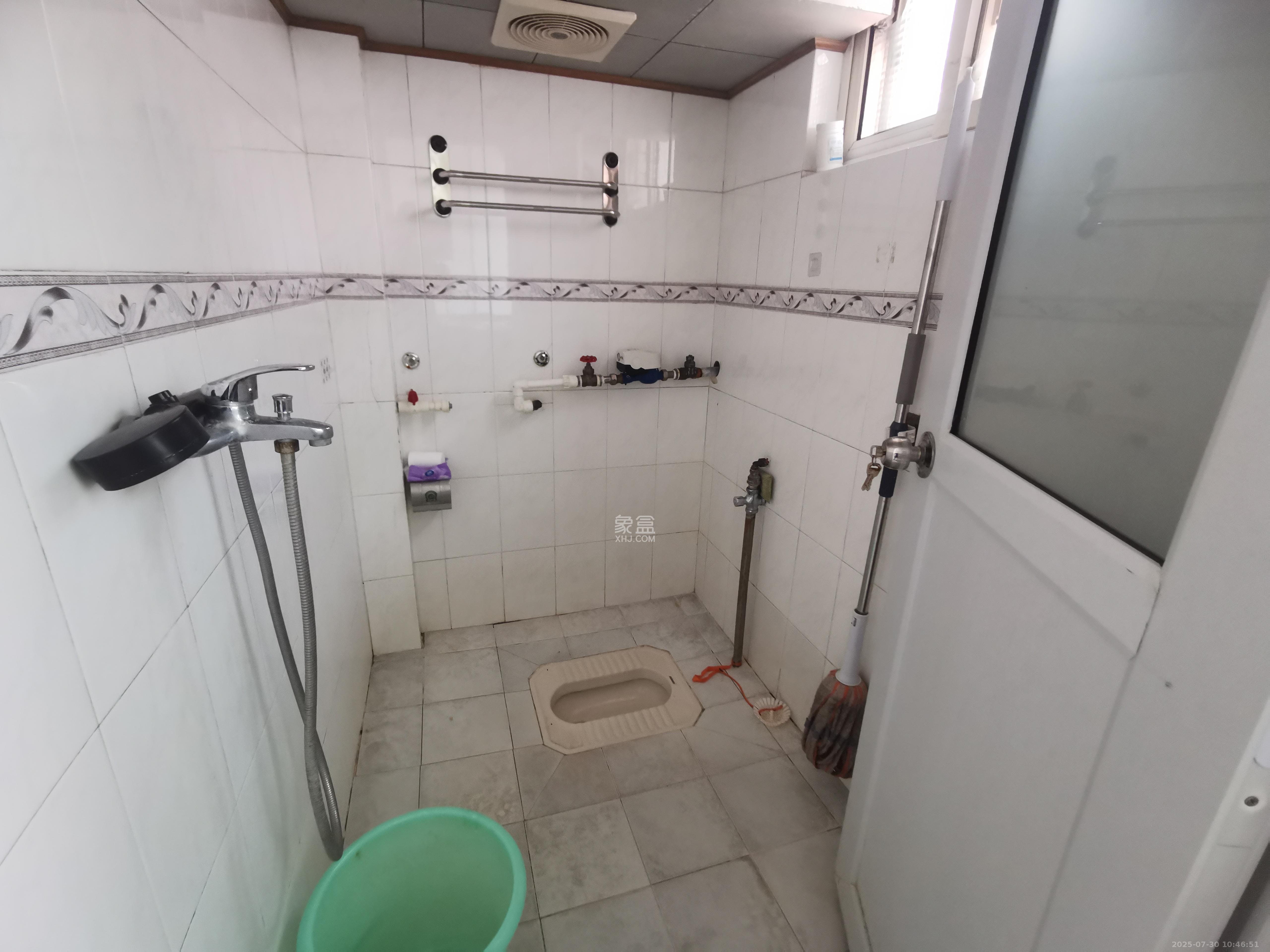 定王台公寓 3室2厅2卫 3200.0元/月 定王台公寓 3室2厅2卫 3200.0元/月室内图