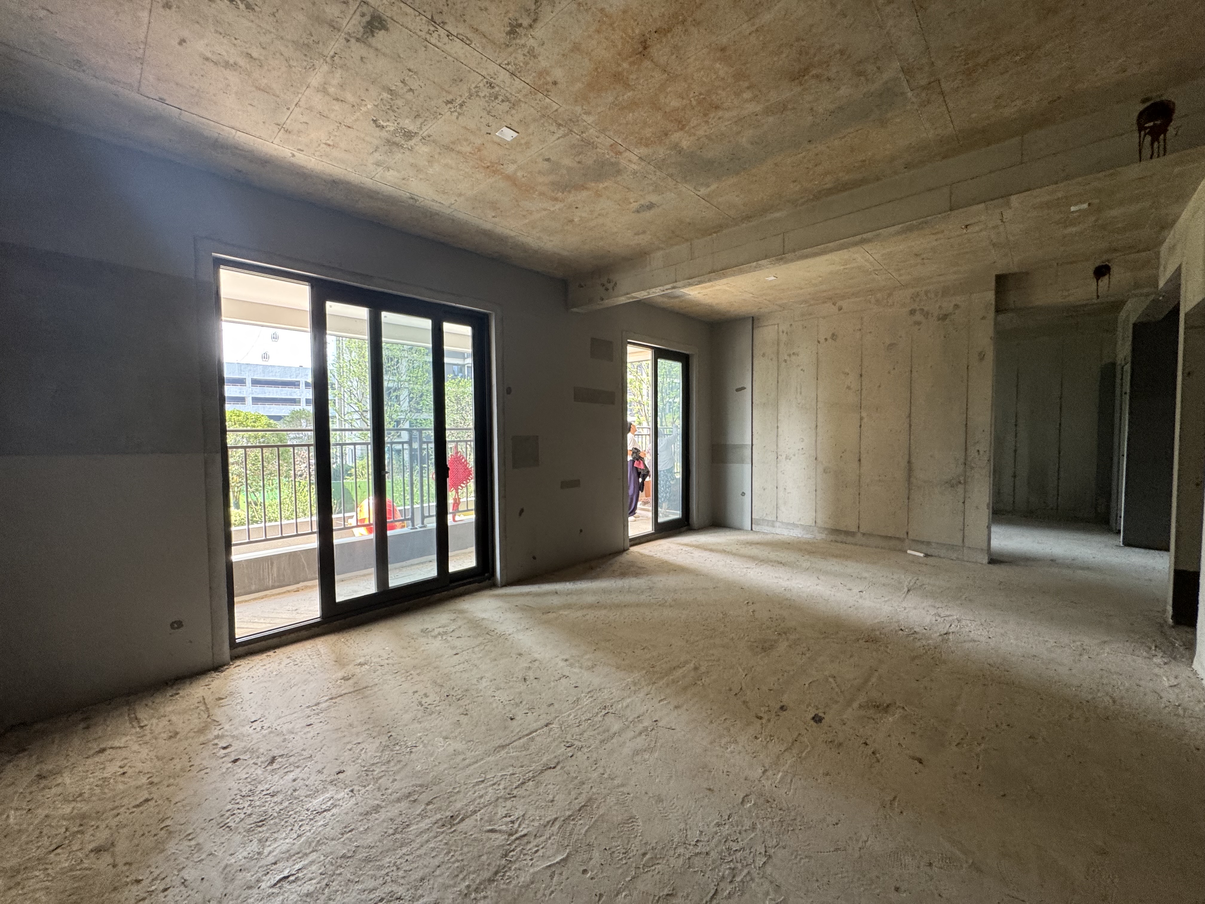 建发央著（悦发央著）  3室2厅2卫   66.00万客厅