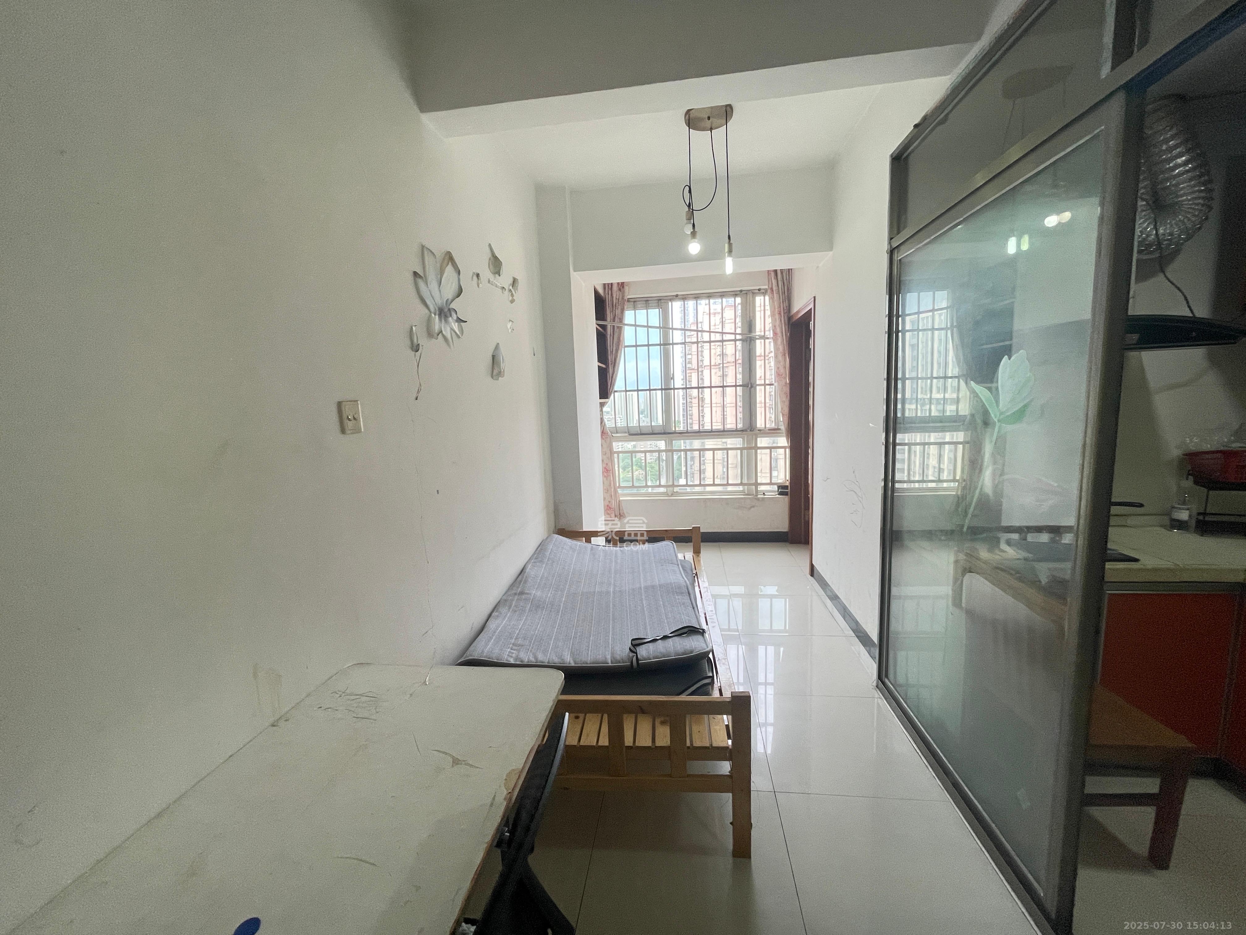 汇都公寓  2室1厅1卫    1800.0元/月 汇都公寓  2室1厅1卫    1800.0元/月室内图1