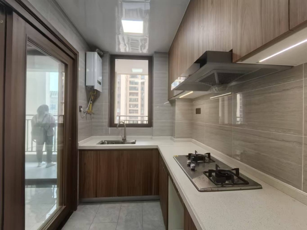 海航豪庭南苑 3室2厅2卫 5200.0元/月 海航豪庭南苑 3室2厅2卫 5200.0元/月室内图