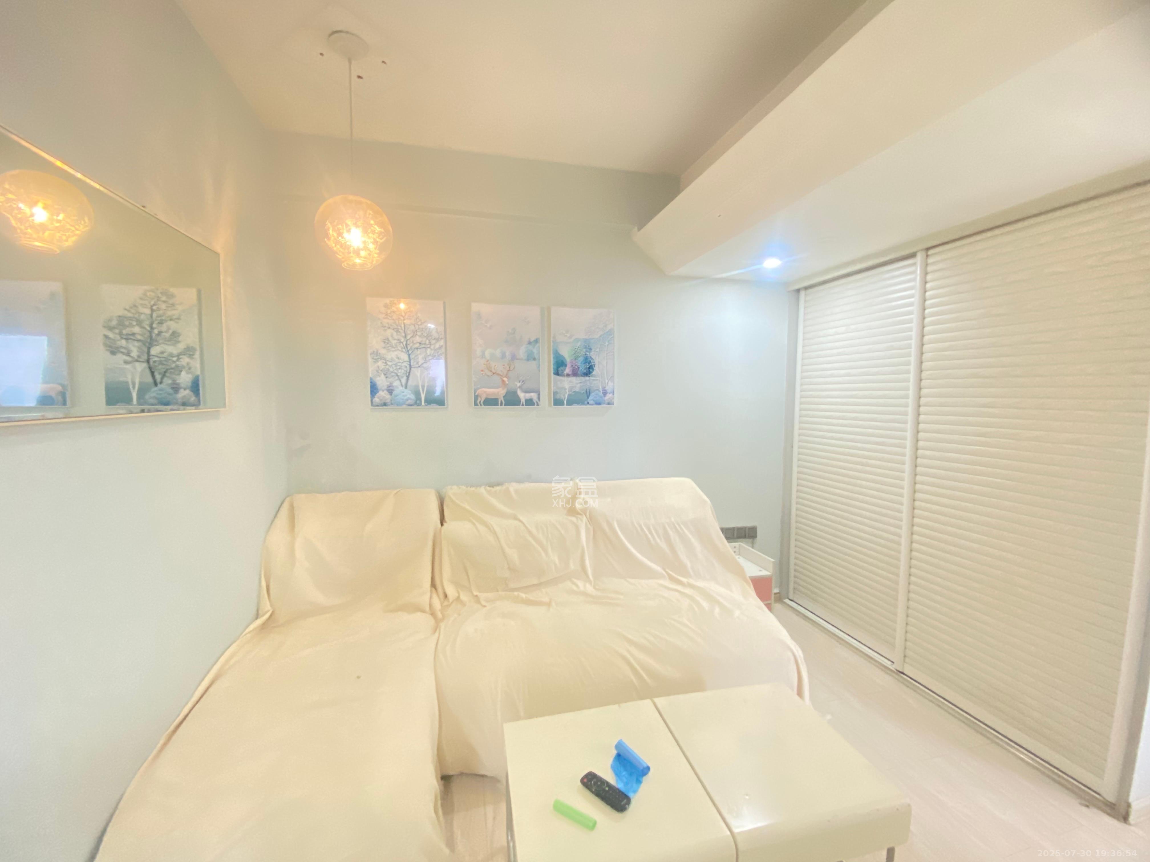 佳天瑞宁花园 1室1厅1卫 2000.0元/月 佳天瑞宁花园 1室1厅1卫 2000.0元/月室内图