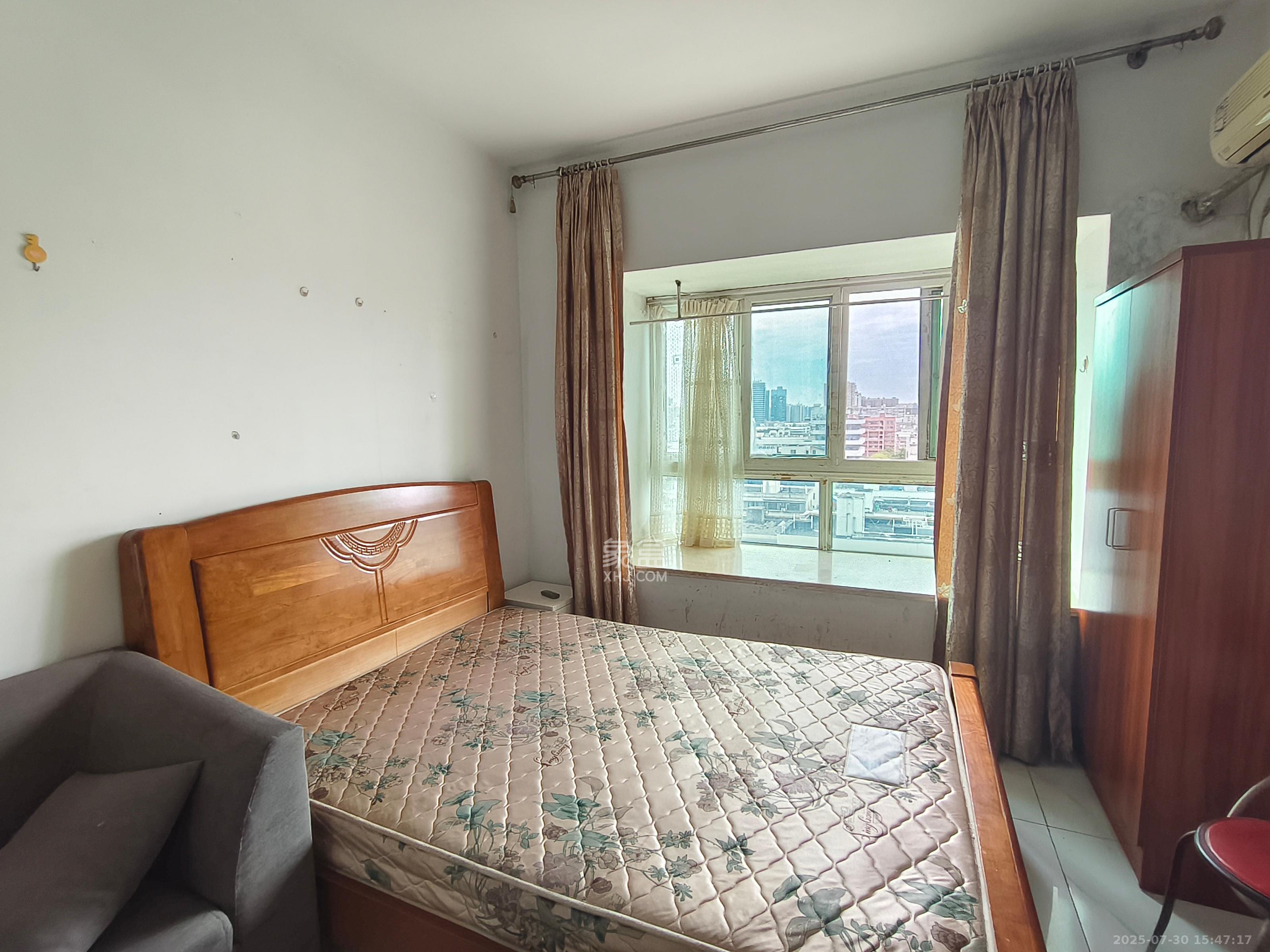 都市晨光  1室1厅1卫    1100.0元/月 都市晨光  1室1厅1卫    1100.0元/月室内图