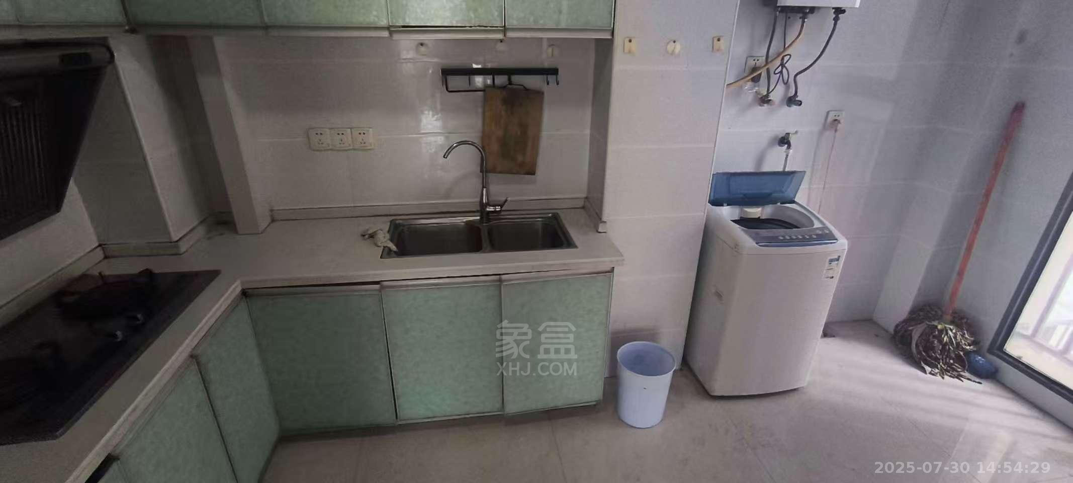 流金岁月-华晨国际 2室1厅0卫 1500.00元/月 流金岁月-华晨国际 2室1厅0卫 1500.00元/月室内图