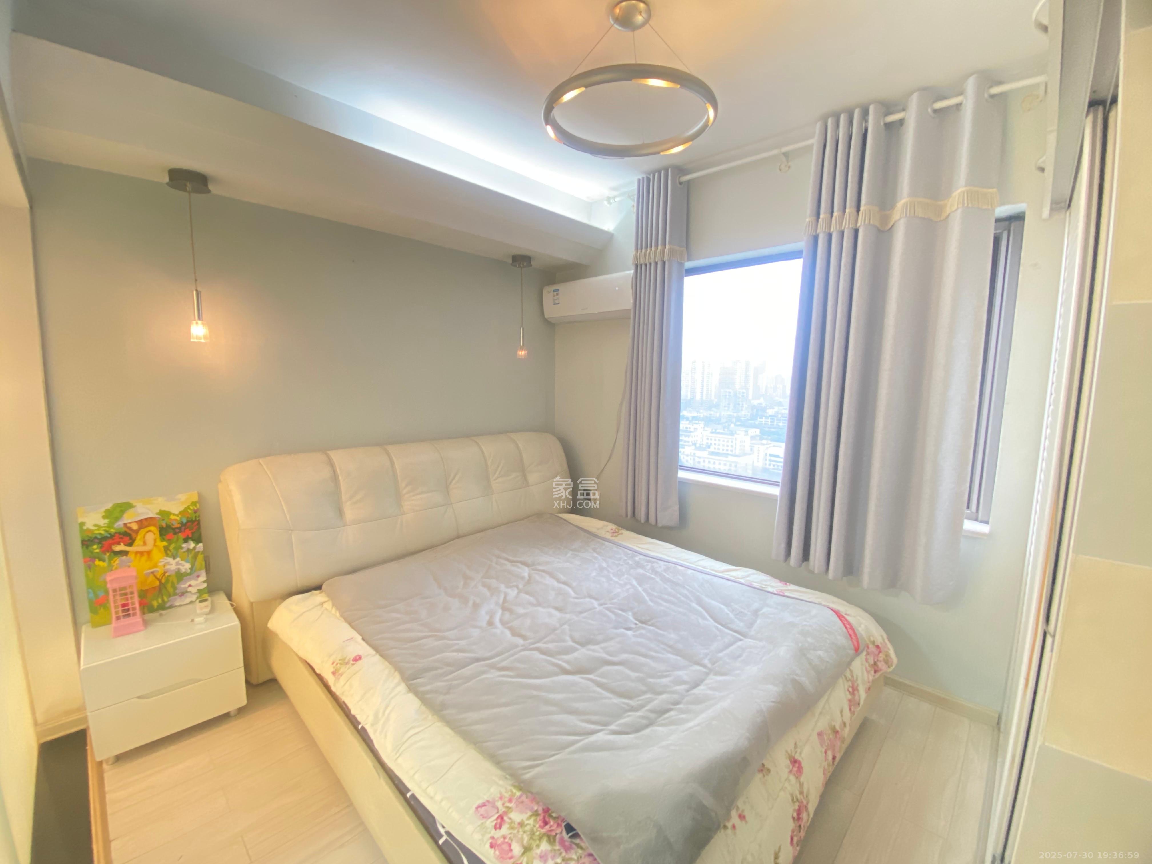 佳天瑞宁花园 1室1厅1卫 2000.0元/月 佳天瑞宁花园 1室1厅1卫 2000.0元/月室内图