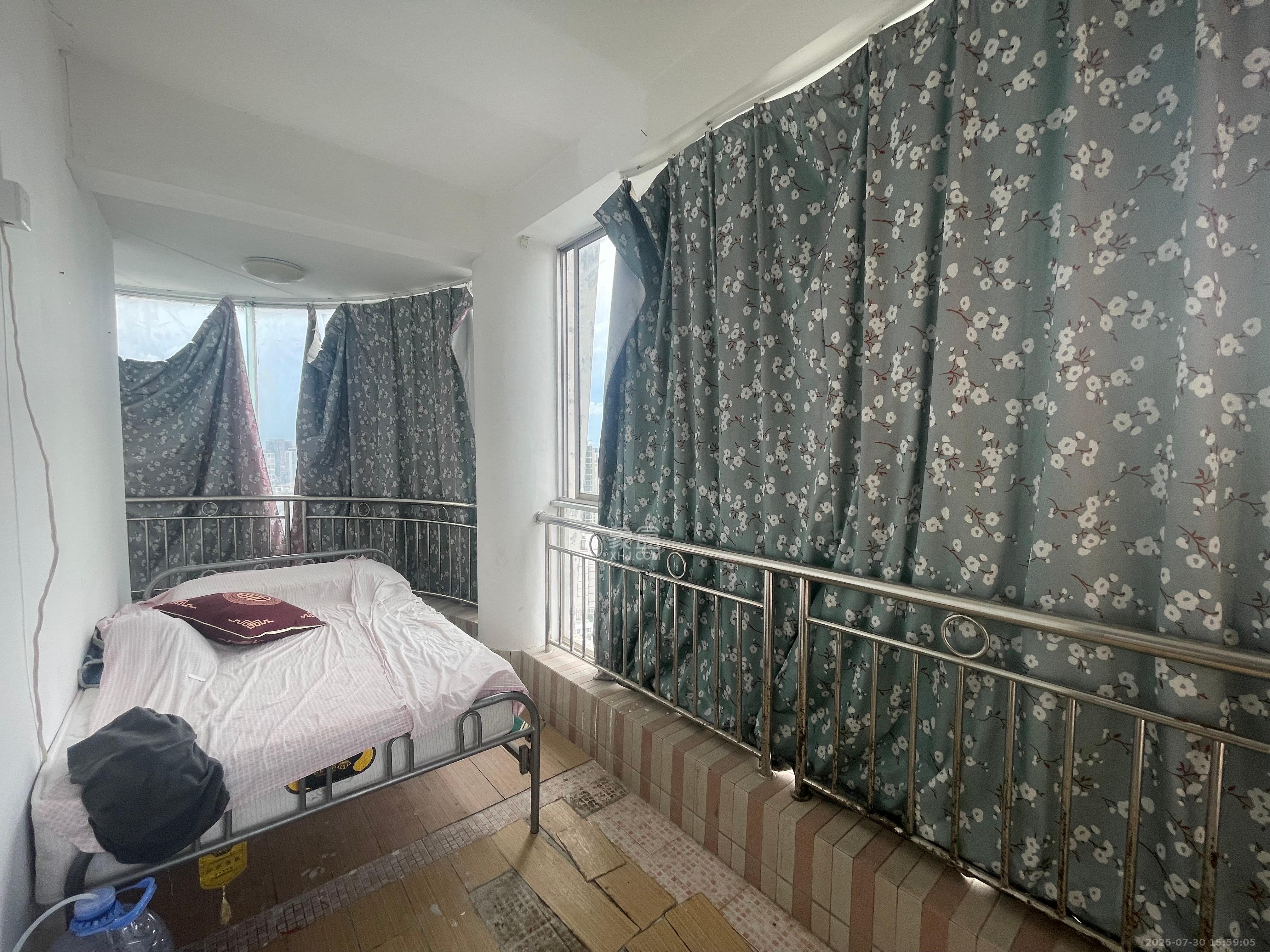 都市阳光大厦  3室2厅2卫    3500.0元/月 都市阳光大厦  3室2厅2卫    3500.0元/月室内图