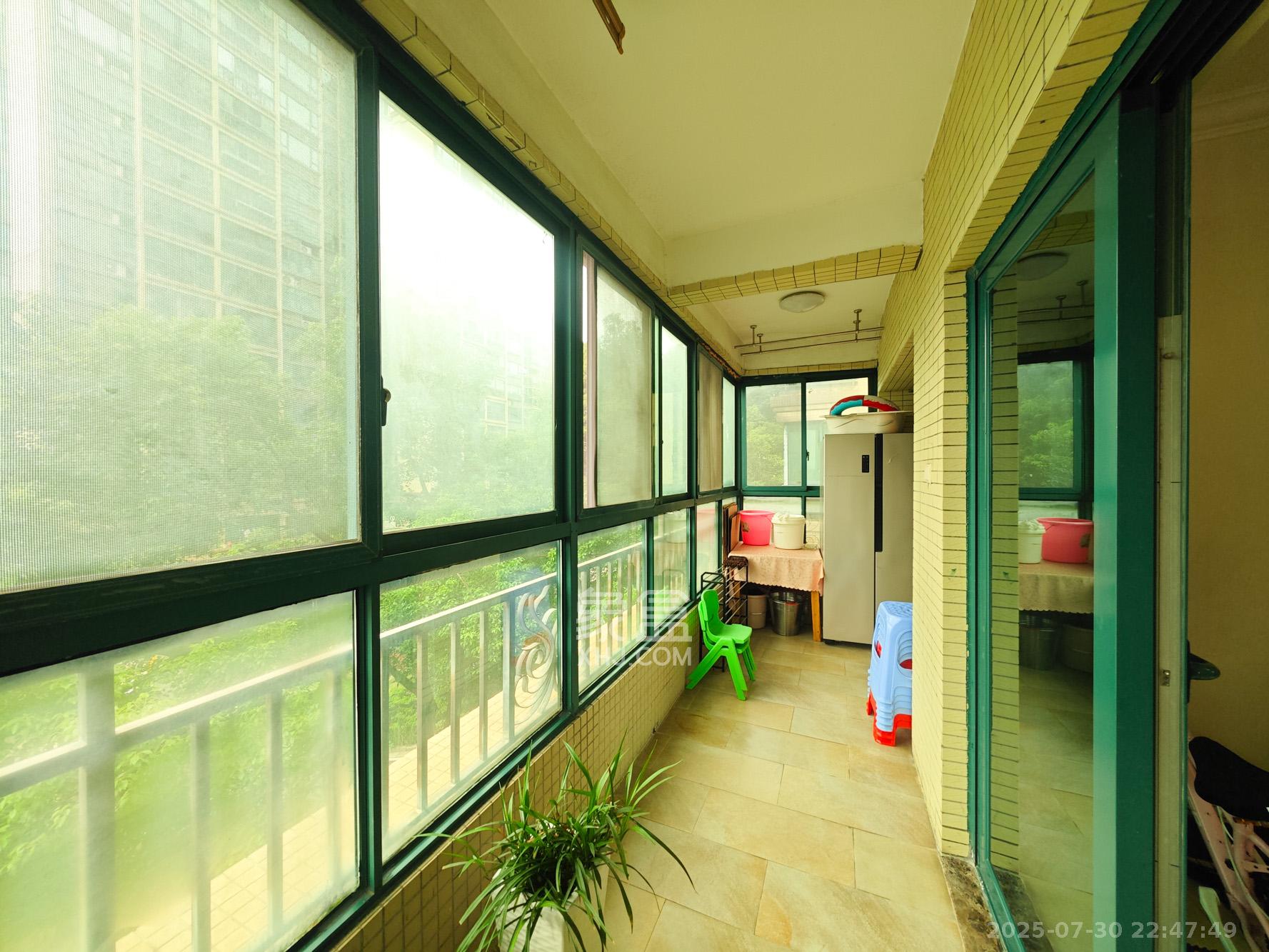 恒大城  3室2厅2卫    99.0万 恒大城  3室2厅2卫    99.0万其他