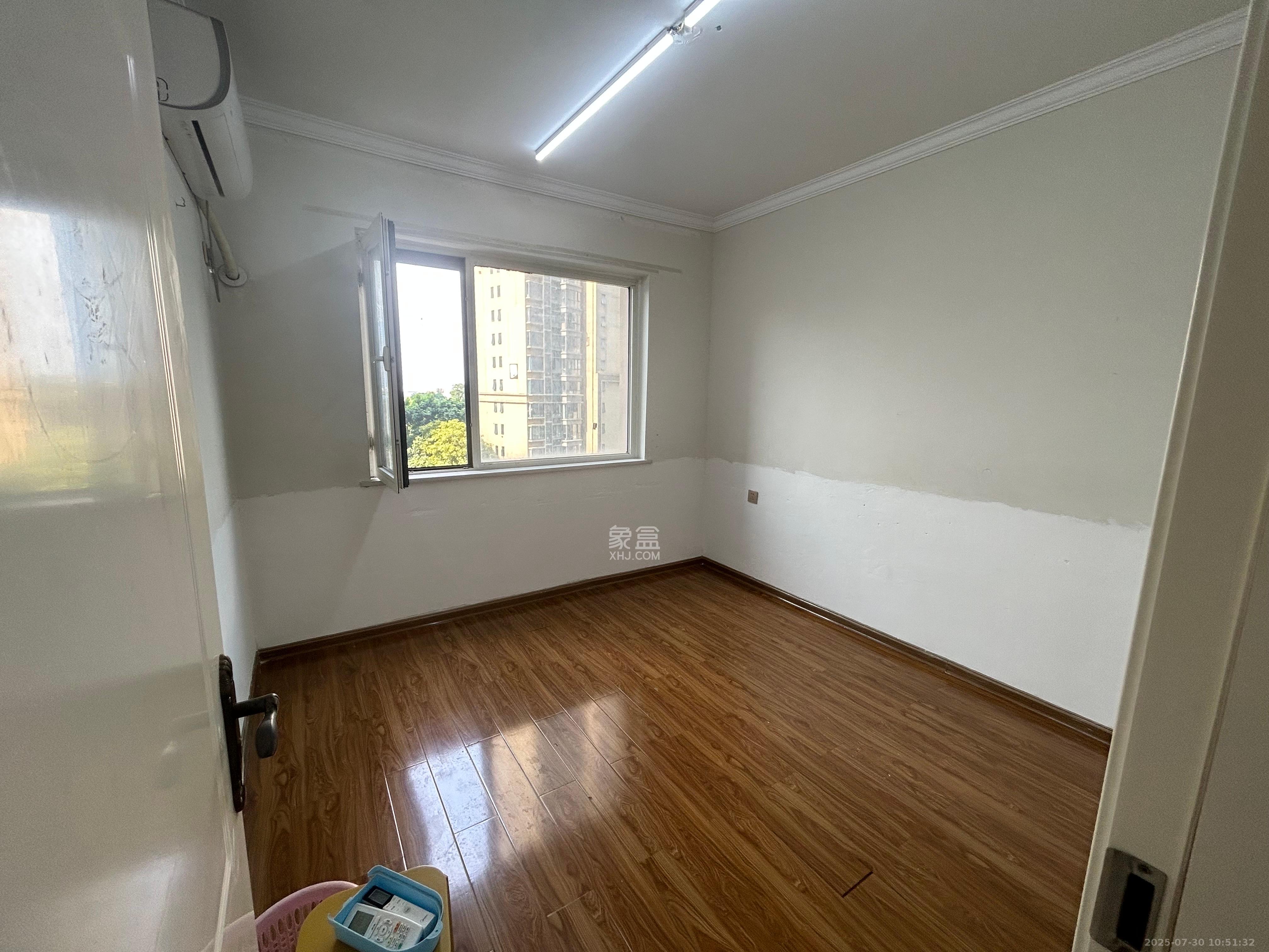 北辰三角洲E6区  3室2厅1卫    3200.0元/月室内图