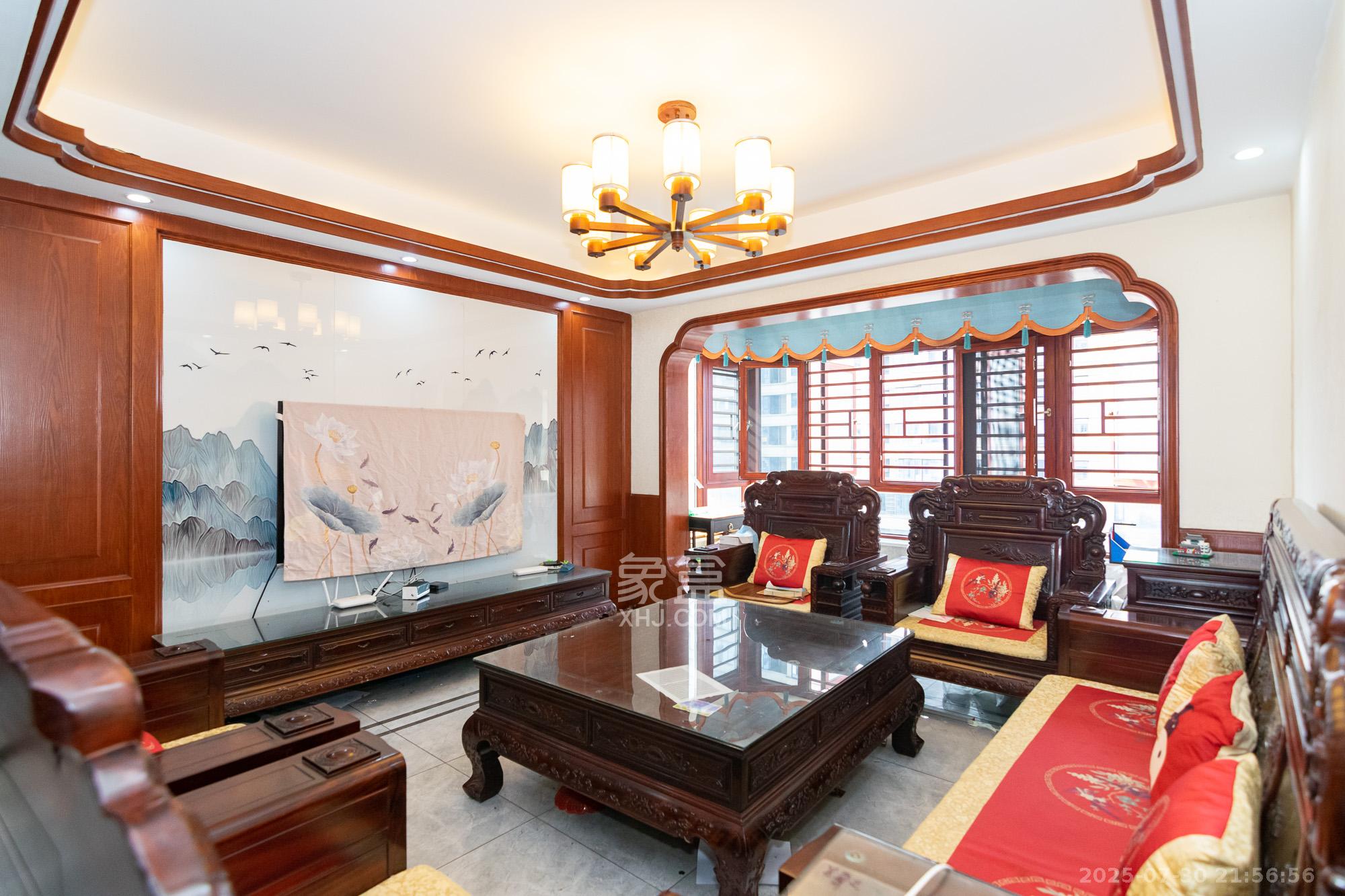 润和山水郡 4室2厅2卫 138.0万 润和山水郡 4室2厅2卫 138.0万客厅