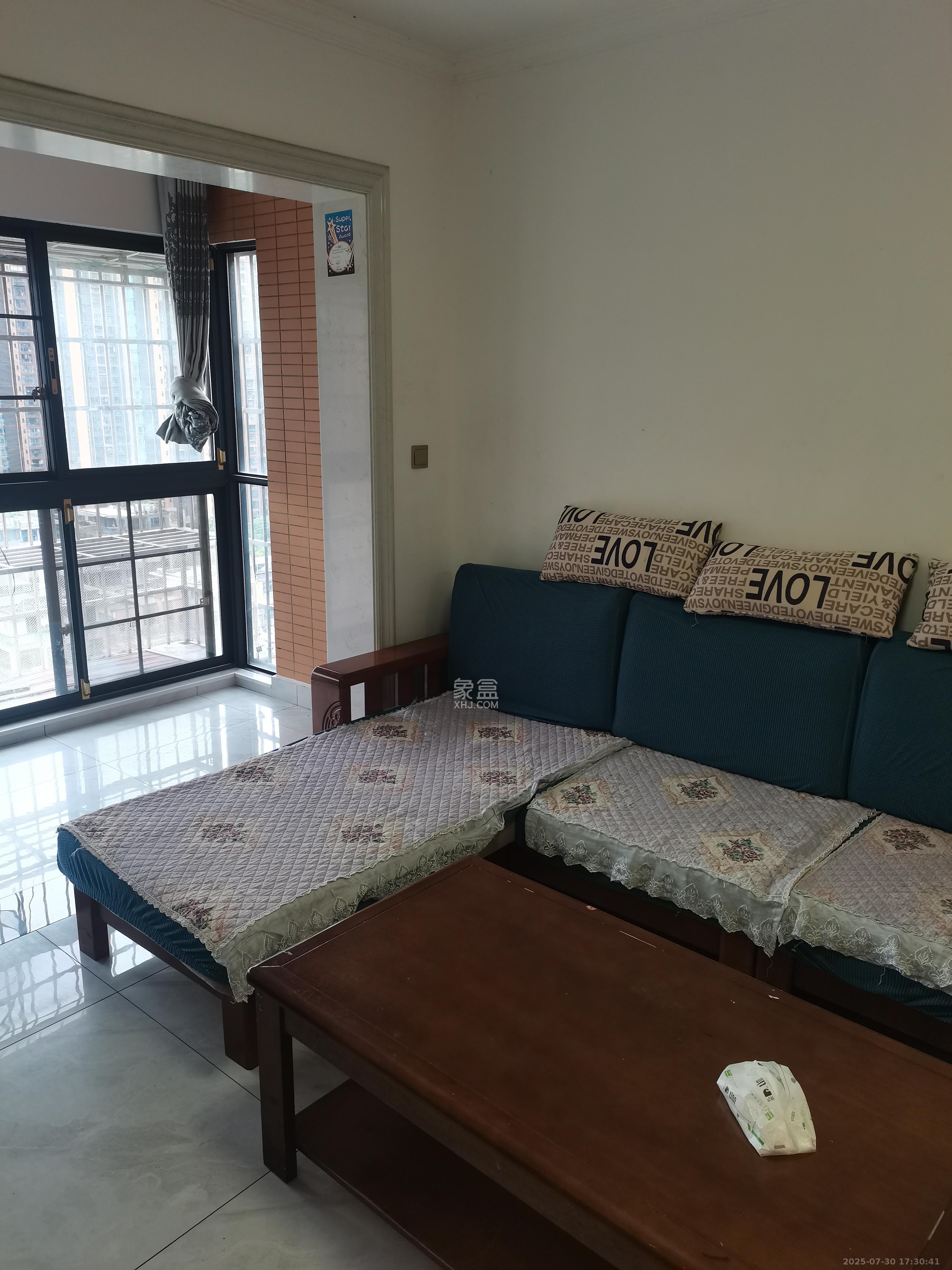 海伦春天  3室2厅2卫    2100.0元/月 海伦春天  3室2厅2卫    2100.0元/月室内图