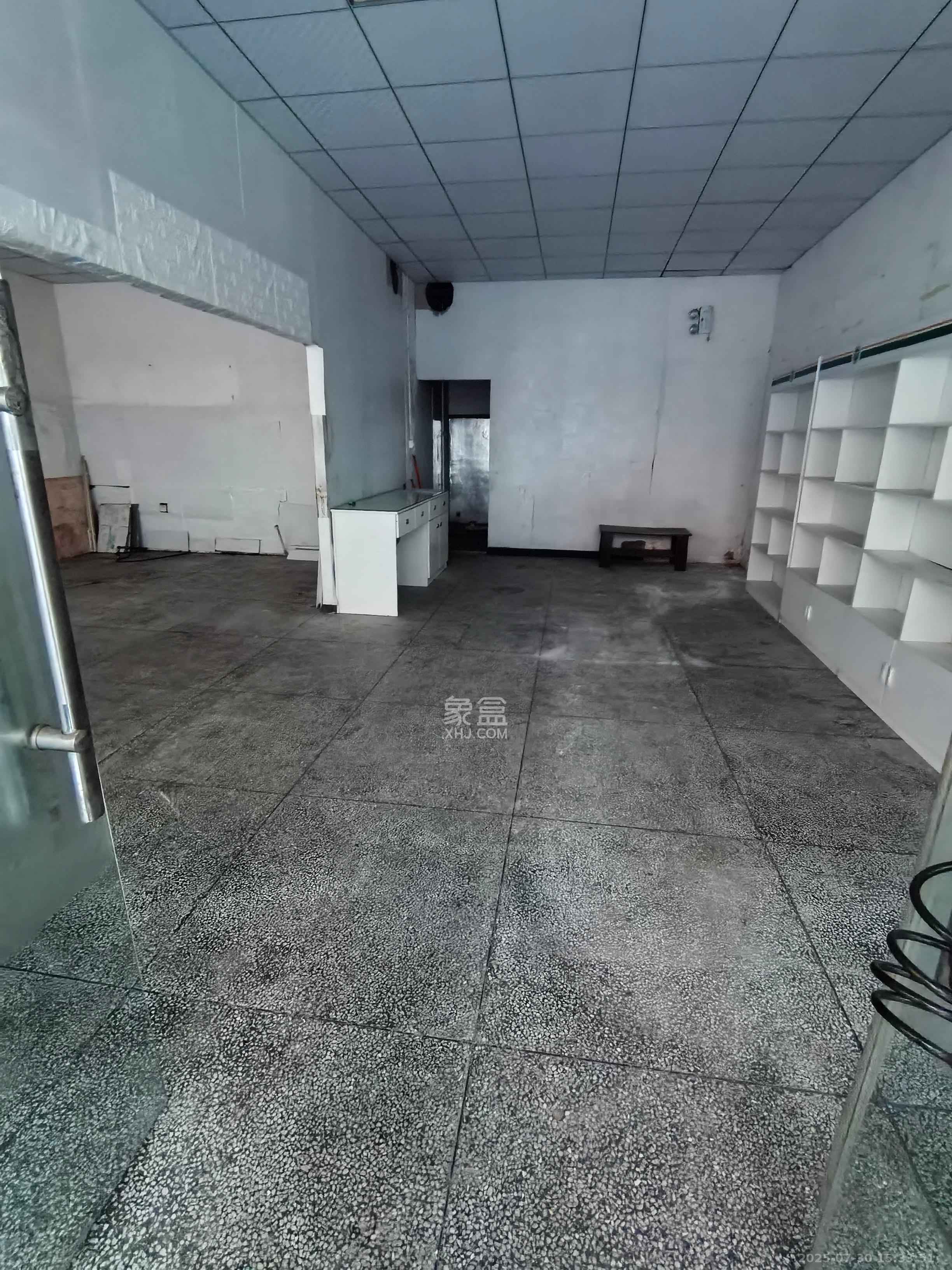 星沙六区 1室0厅0卫 1900.0元/月 星沙六区 1室0厅0卫 1900.0元/月室内图