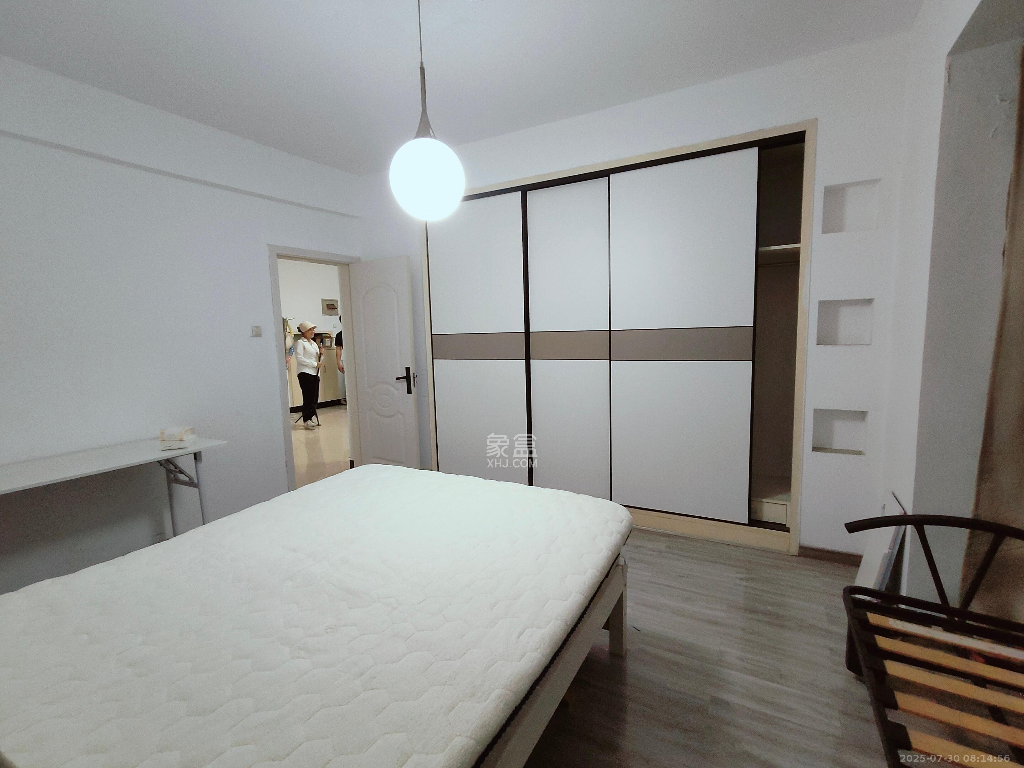 永宏佳园  3室1厅2卫    2700.0元/月 永宏佳园  3室1厅2卫    2700.0元/月室内图