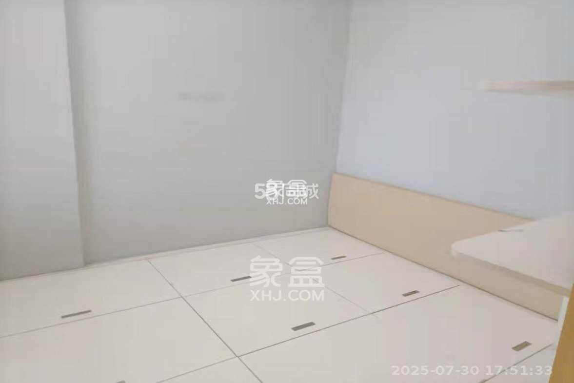 城市时光 1室0厅1卫 1350.0元/月 城市时光 1室0厅1卫 1350.0元/月室内图