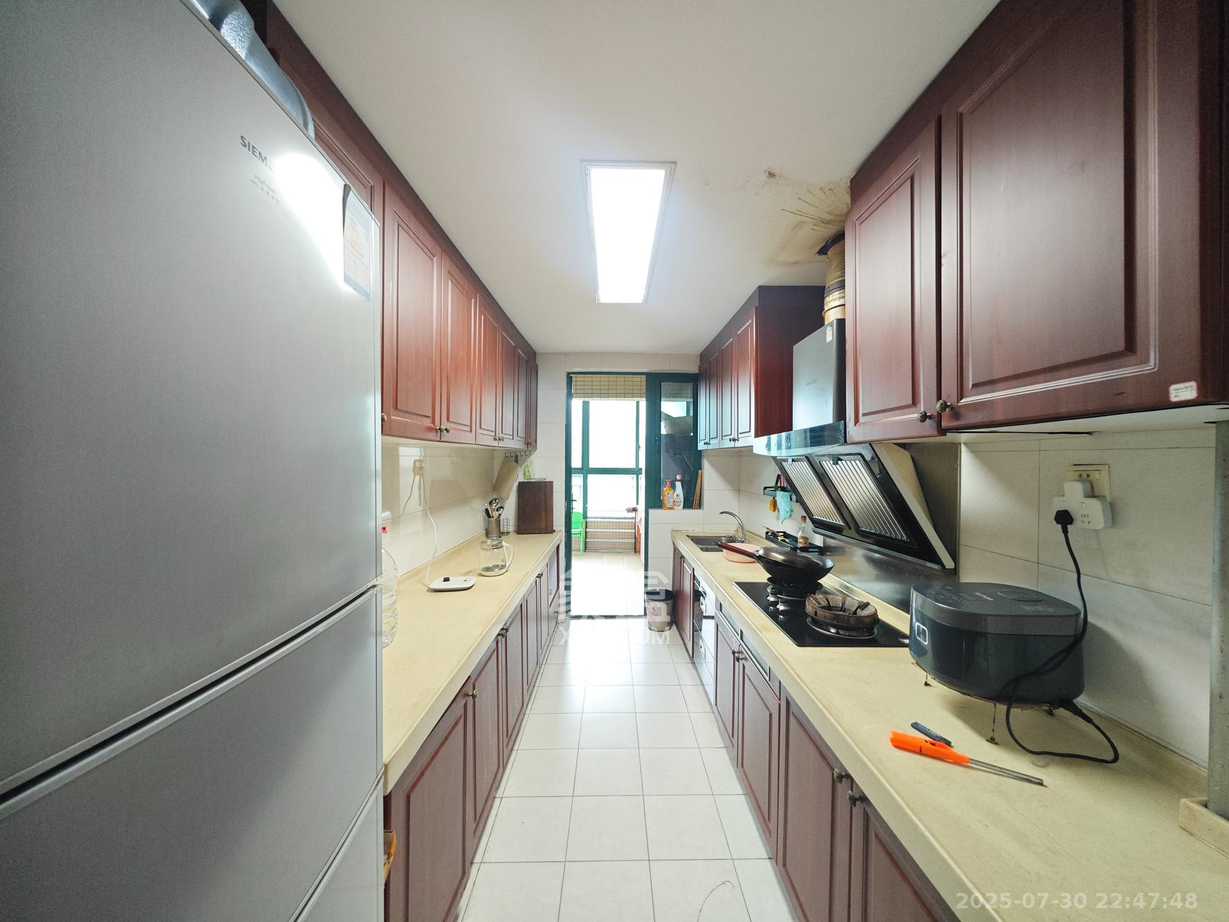 恒大城  3室2厅2卫    99.0万 恒大城  3室2厅2卫    99.0万其他