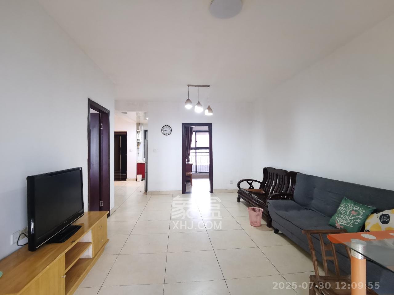 三一街区 3室2厅1卫 1500.0元/月 三一街区 3室2厅1卫 1500.0元/月室内图