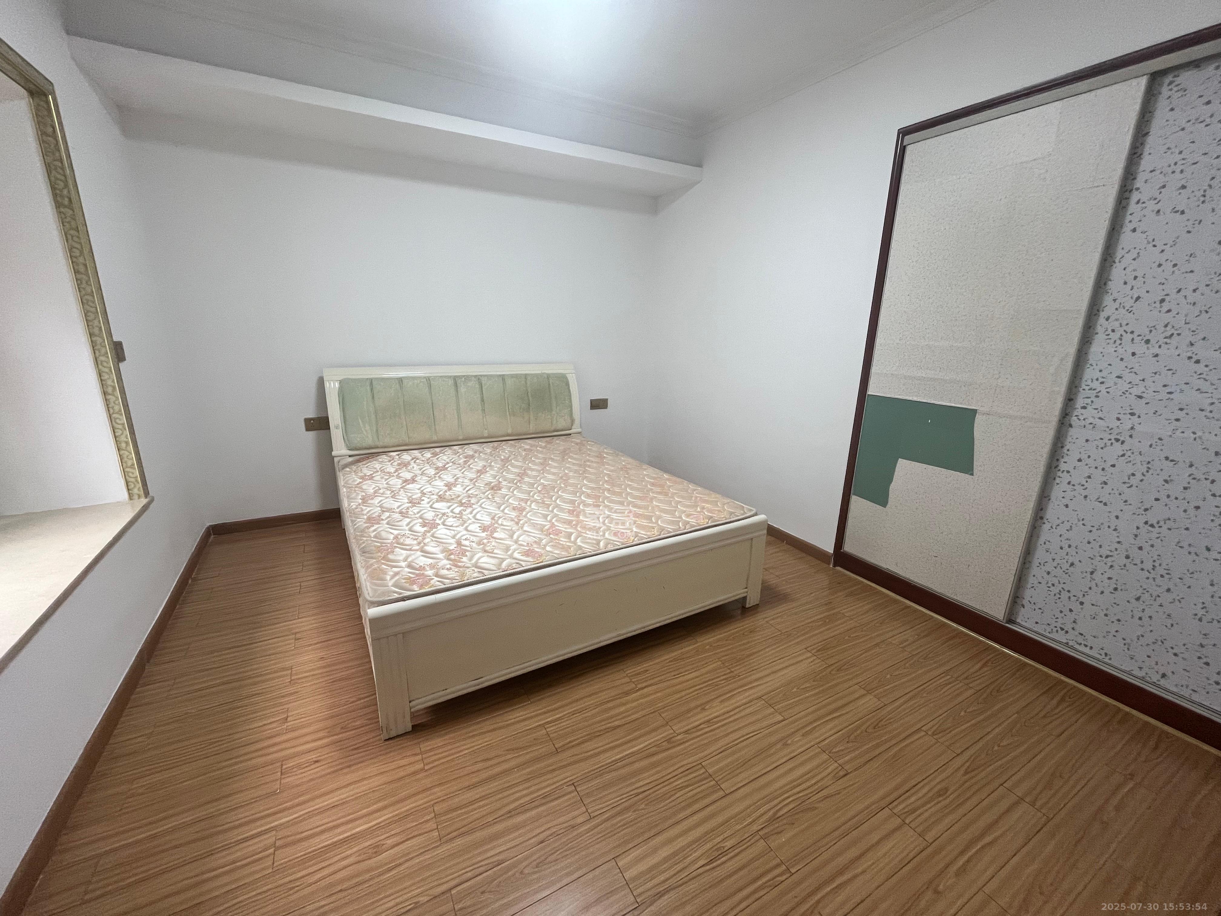 上河国际C区  4室2厅2卫    3200.0元/月室内图