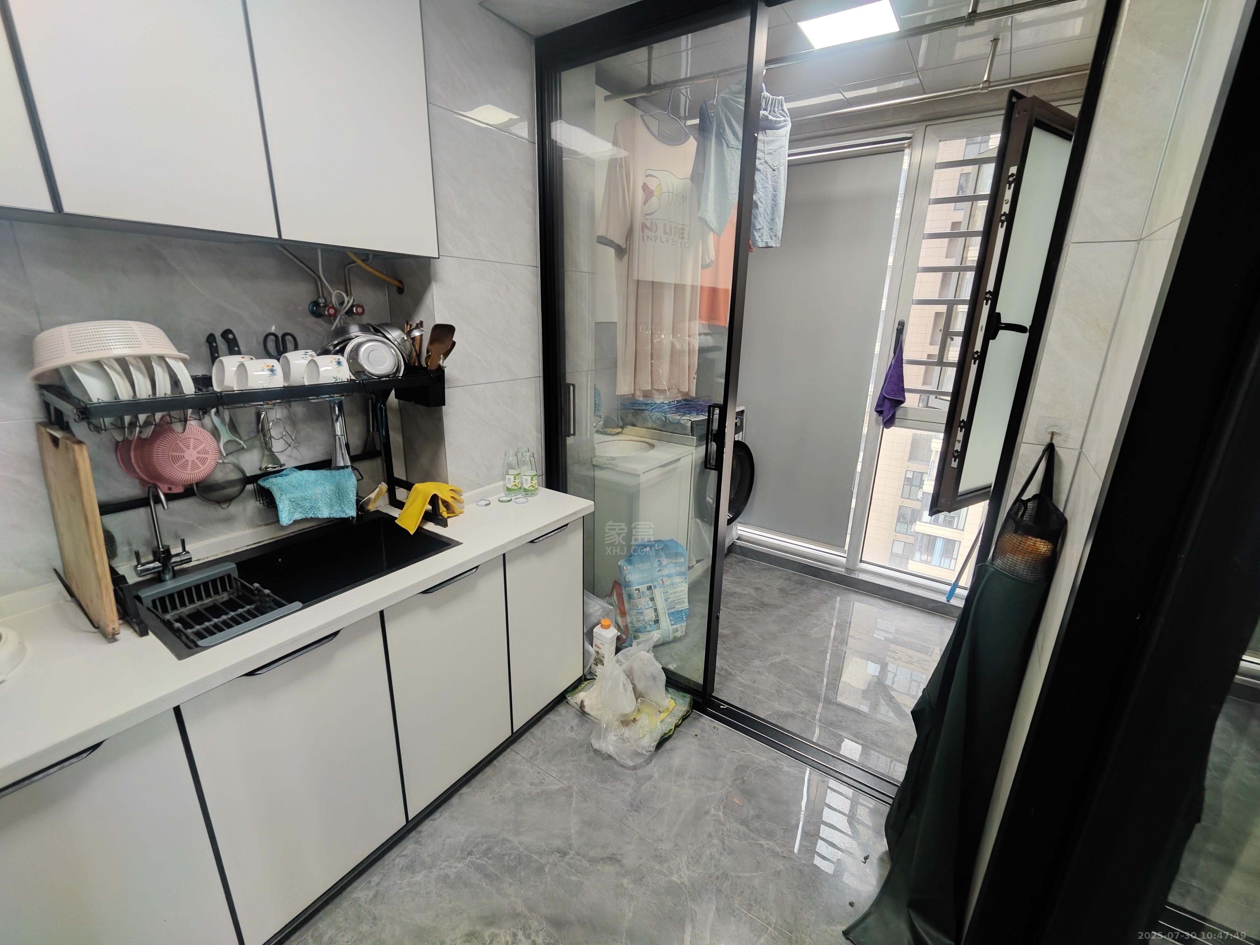 亿都时光 2室1厅1卫 1600.0元/月 亿都时光 2室1厅1卫 1600.0元/月室内图