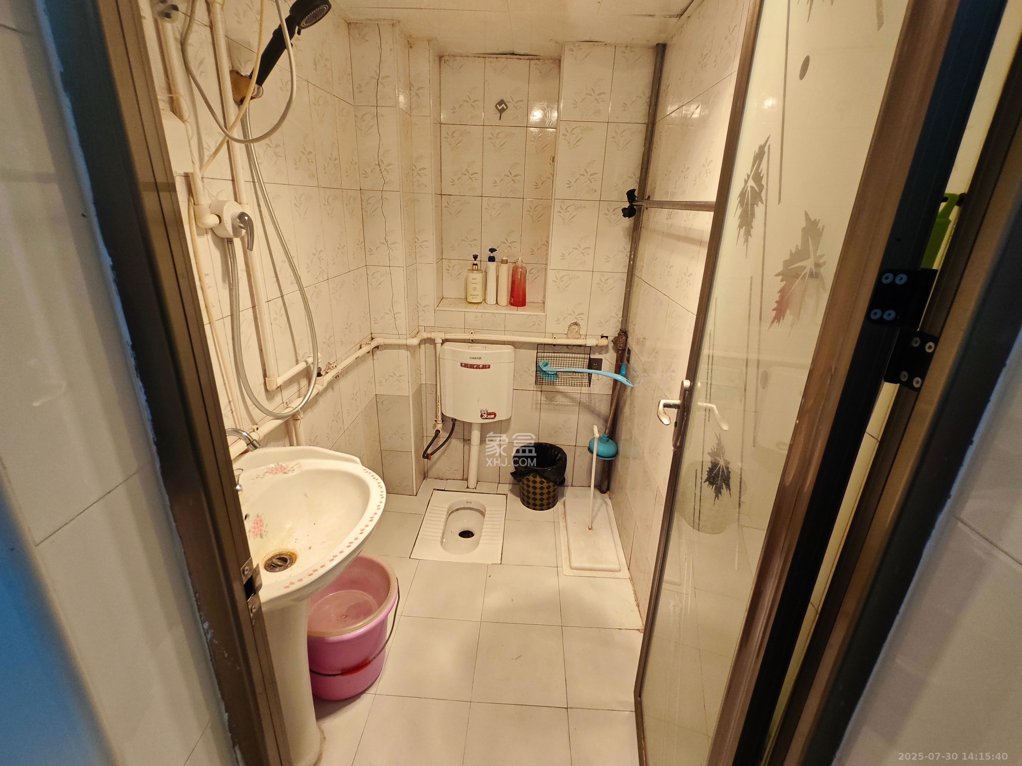 裕南街散盘 1室0厅0卫 1100.0元/月 裕南街散盘 1室0厅0卫 1100.0元/月室内图