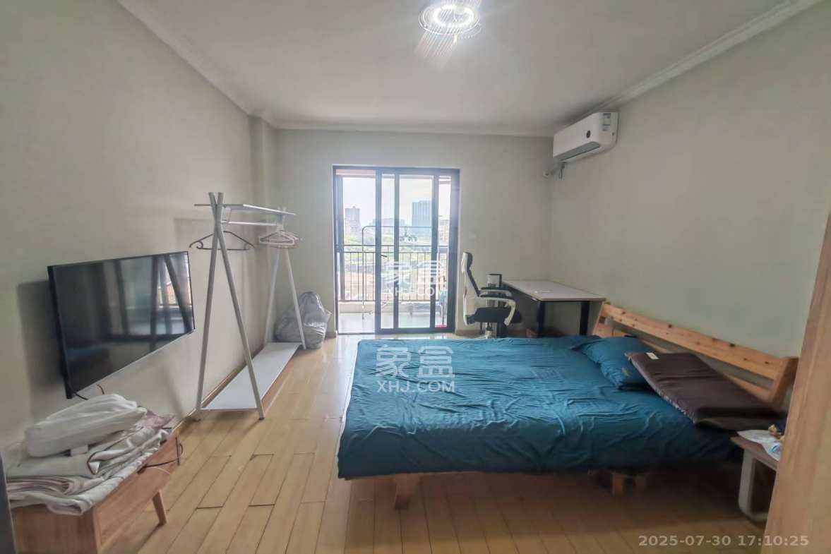 万科金域华府一期  1室1厅1卫    1300.0元/月 万科金域华府一期  1室1厅1卫    1300.0元/月室内图