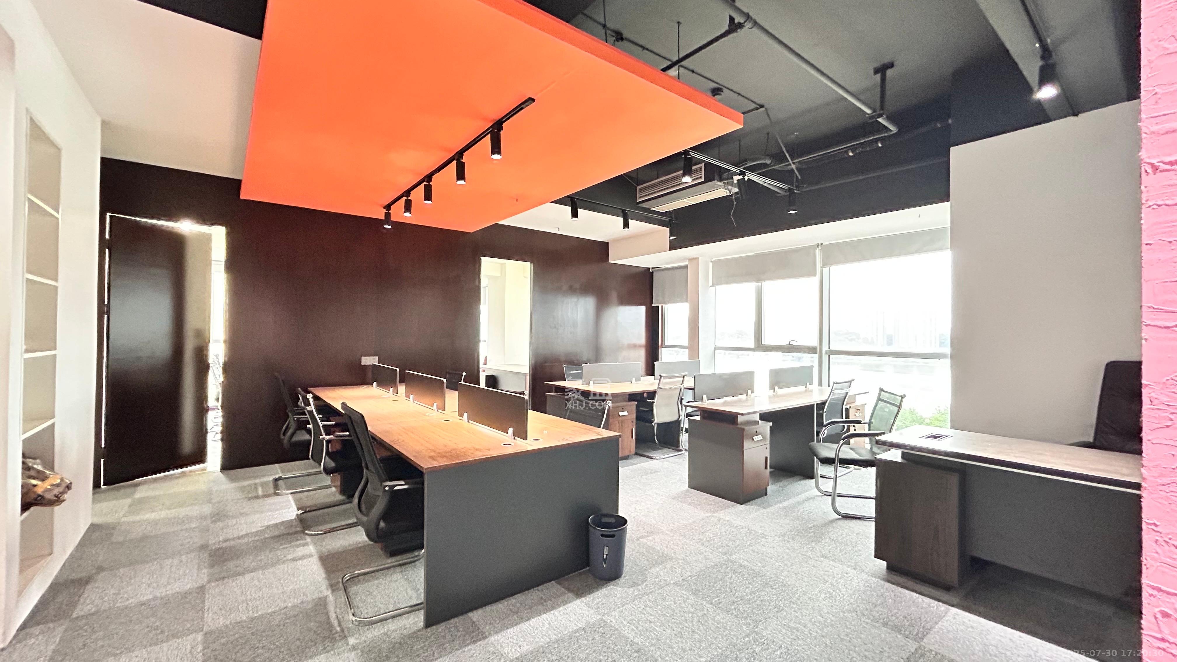 奥克斯滨仕花园(奥克斯洋湖广场/奥克斯中心)  1室0厅0卫    11000.0元/月 奥克斯滨仕花园(奥克斯洋湖广场/奥克斯中心)  1室0厅0卫    11000.0元/月室内图