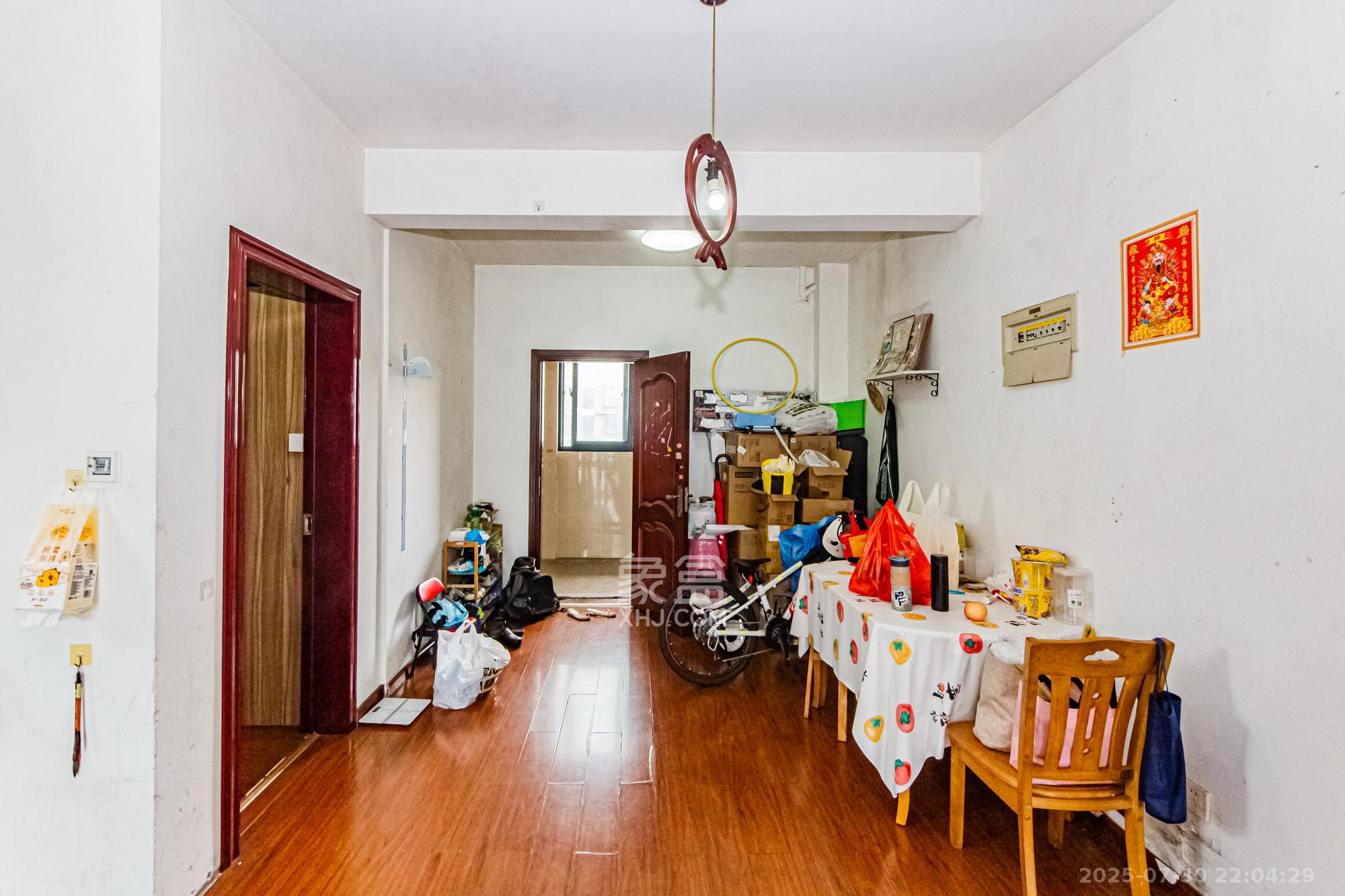 湘江世纪城融江苑 2室2厅1卫 67.0万 湘江世纪城融江苑 2室2厅1卫 67.0万客厅