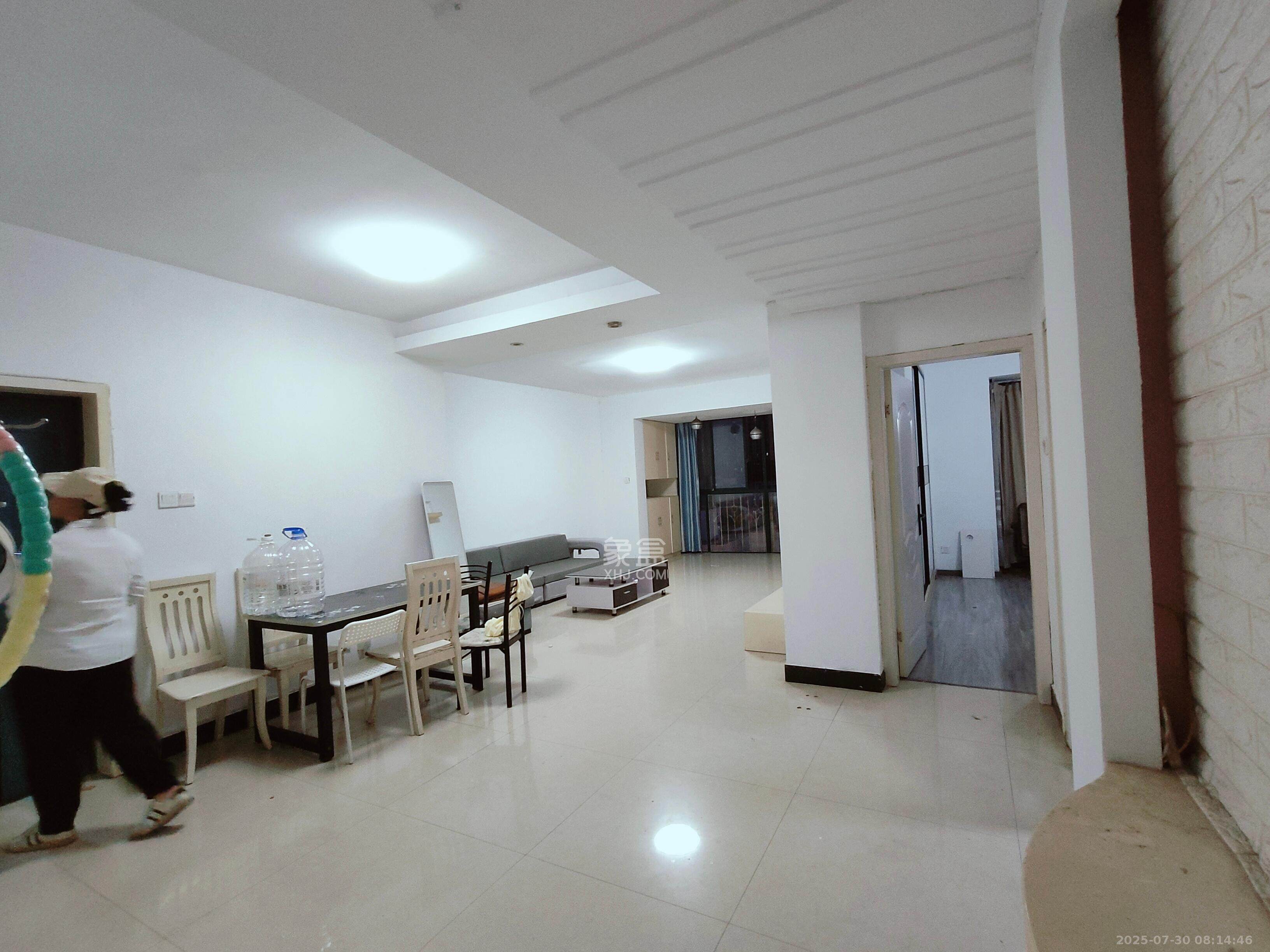 永宏佳园  3室1厅2卫    2700.0元/月 永宏佳园  3室1厅2卫    2700.0元/月室内图