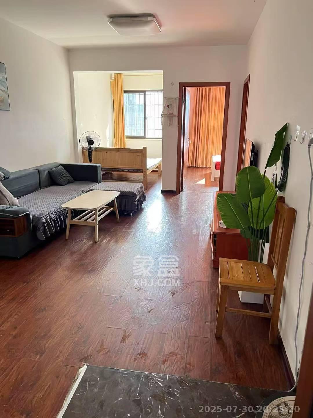 嘉顺苑 2室2厅1卫 2000.0元/月 嘉顺苑 2室2厅1卫 2000.0元/月室内图