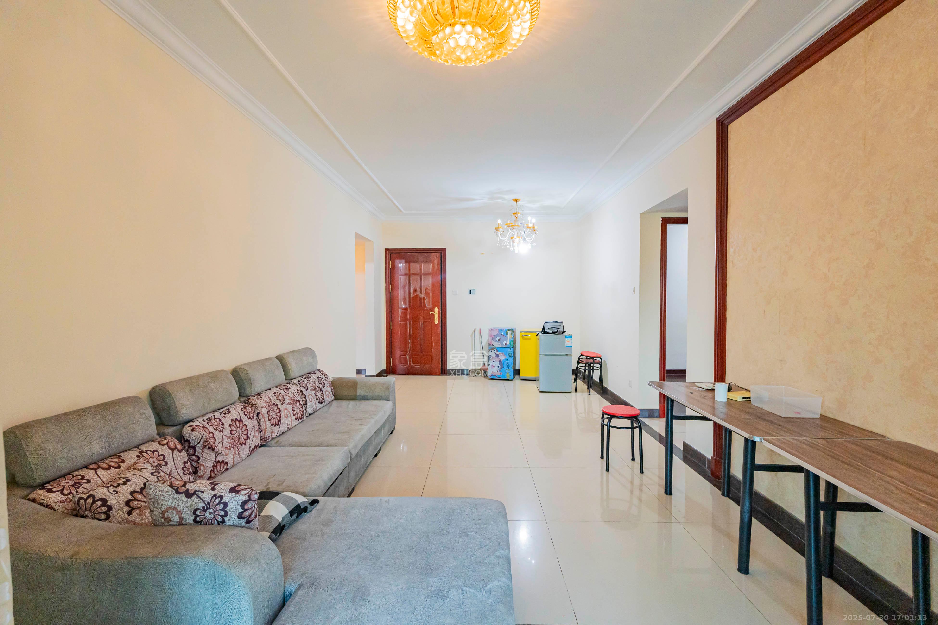 恒大雅苑  3室2厅2卫    2500.0元/月 恒大雅苑  3室2厅2卫    2500.0元/月室内图