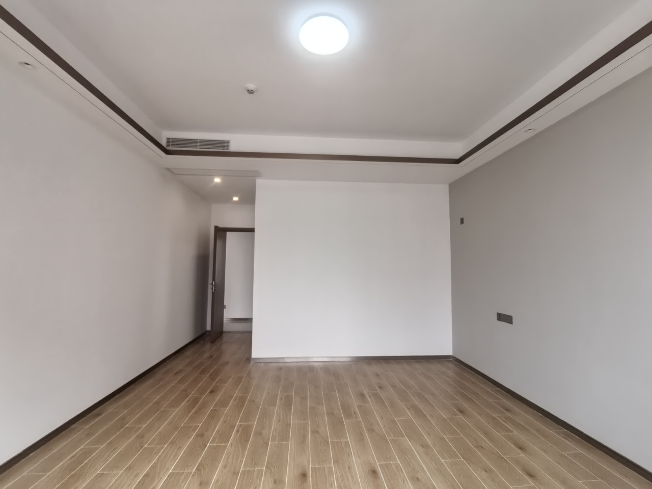 海航豪庭南苑 3室2厅2卫 5200.0元/月 海航豪庭南苑 3室2厅2卫 5200.0元/月室内图