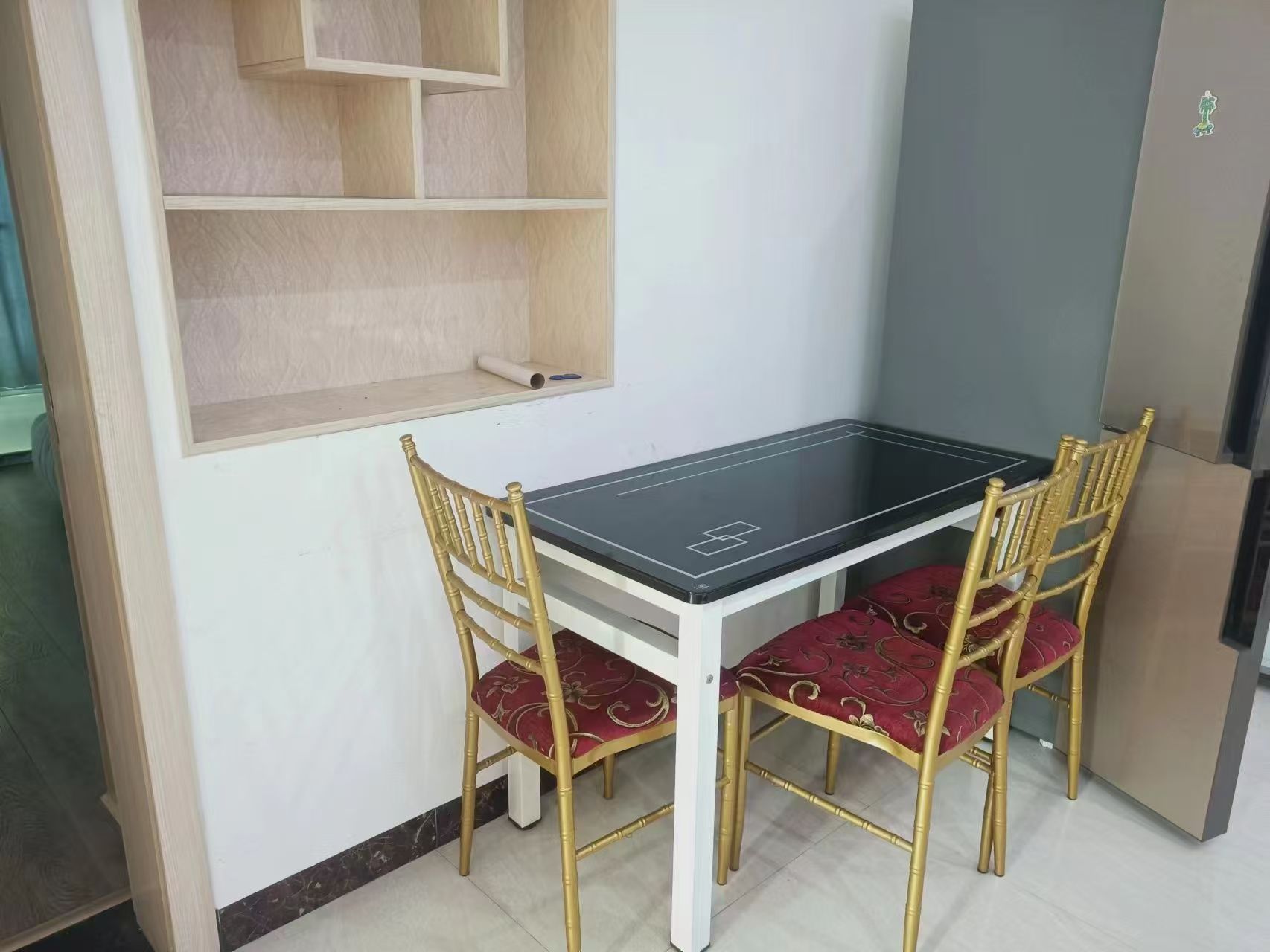 亿豪名园 1室0厅0卫 1800.0元/月 亿豪名园 1室0厅0卫 1800.0元/月室内图