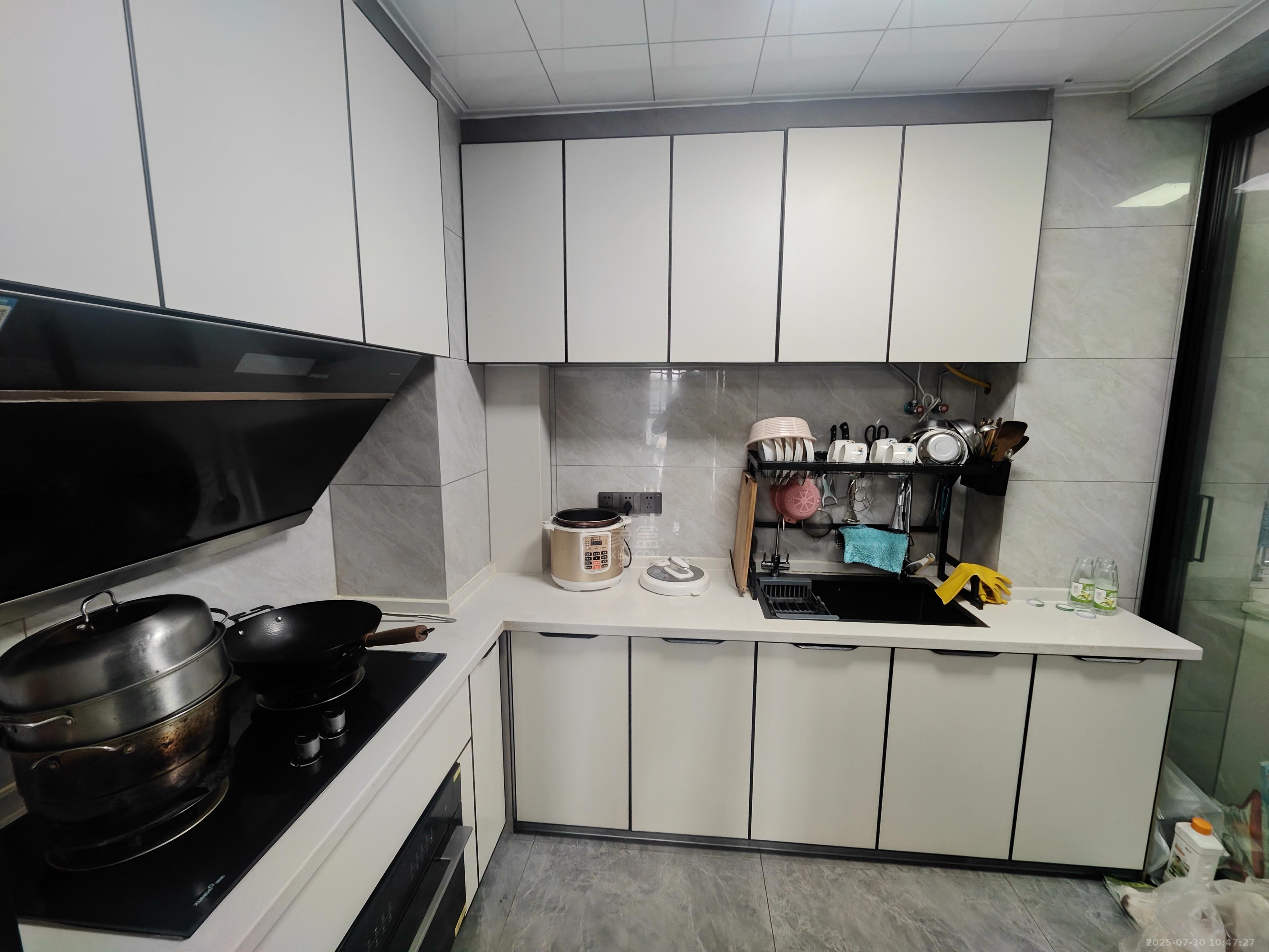 亿都时光 2室1厅1卫 1600.0元/月 亿都时光 2室1厅1卫 1600.0元/月室内图