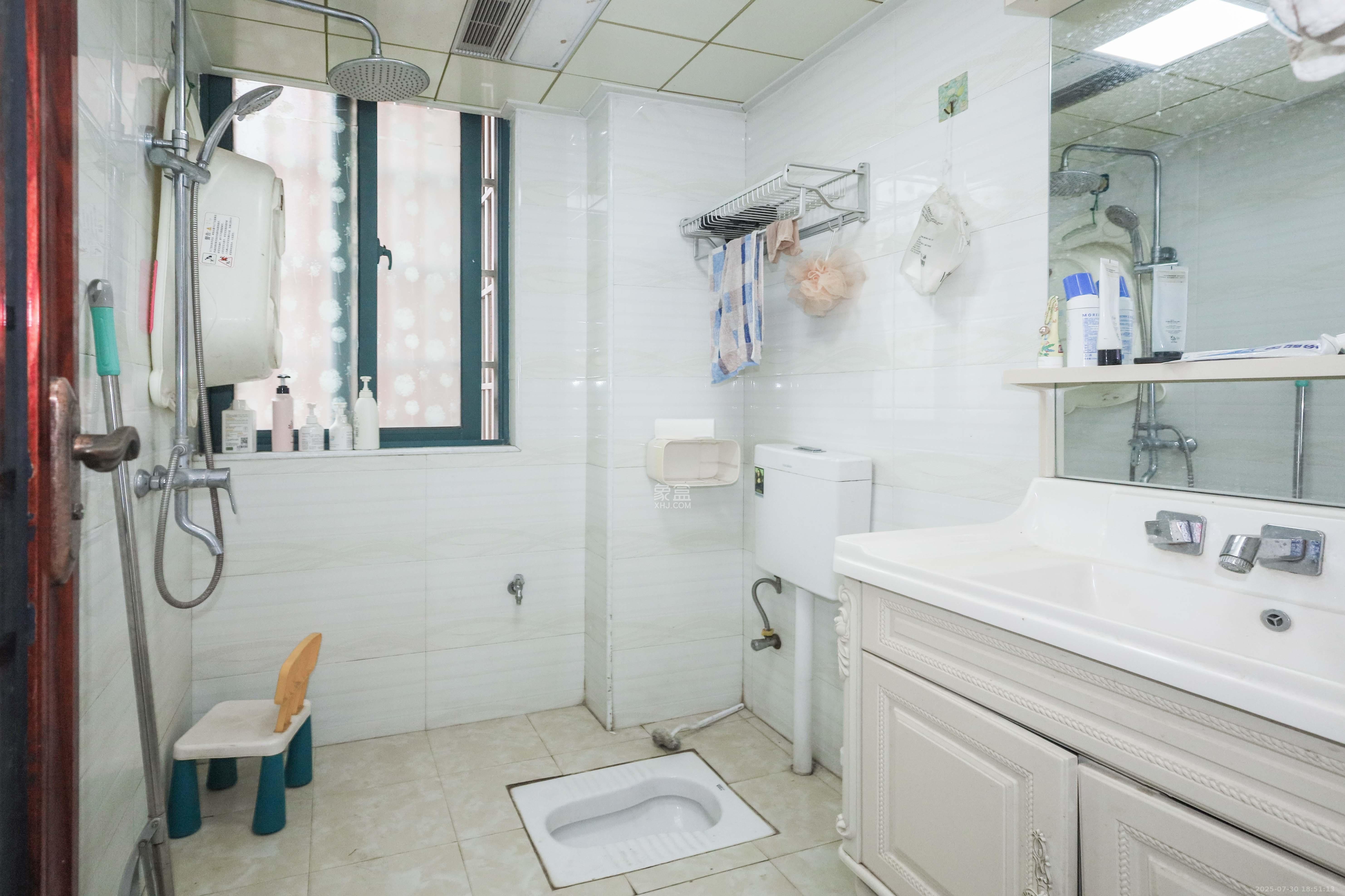 桔洲新苑(桔洲印象) 3室2厅1卫 73.0万 桔洲新苑(桔洲印象) 3室2厅1卫 73.0万卫生间