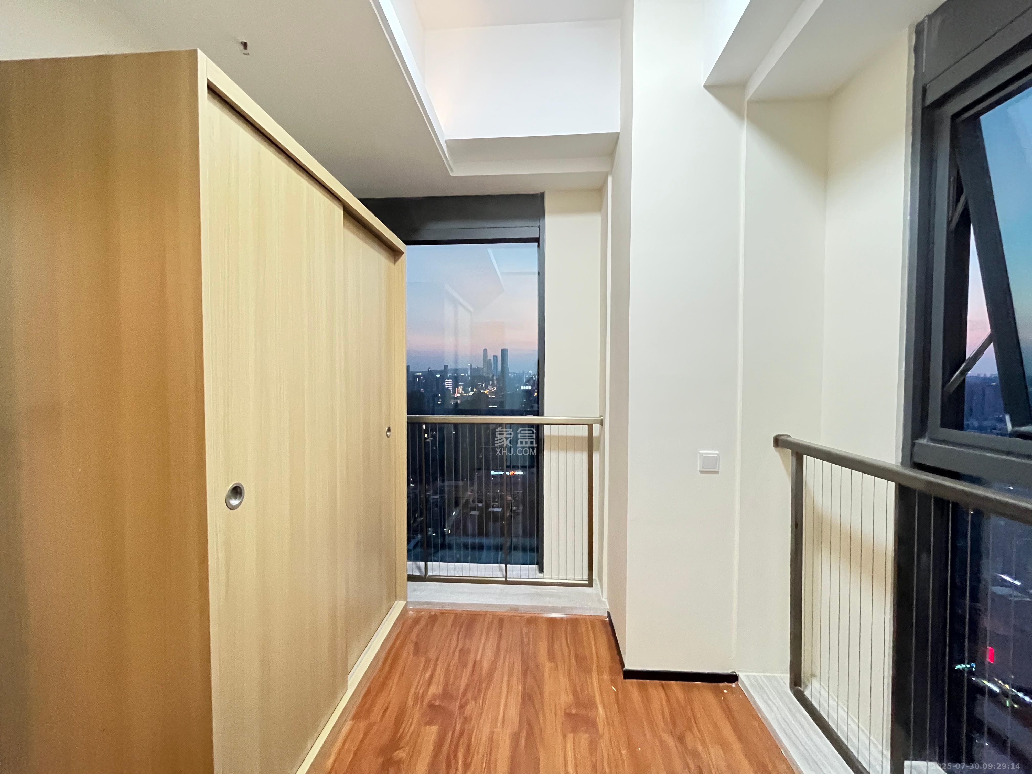 恒大珺悦府 2室2厅1卫 2300.0元/月 恒大珺悦府 2室2厅1卫 2300.0元/月室内图