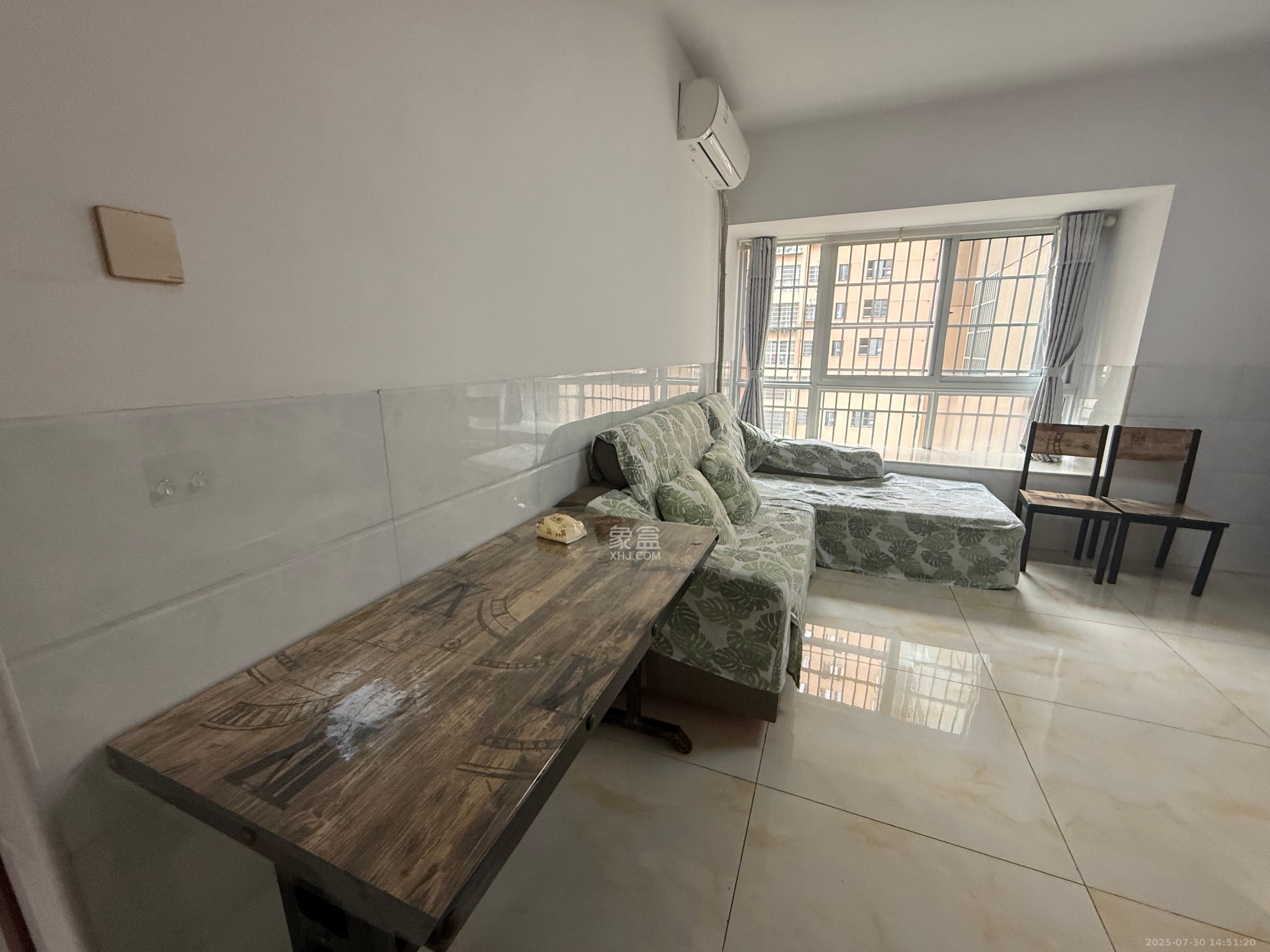 家兴苑  2室1厅1卫    2000.0元/月室内图